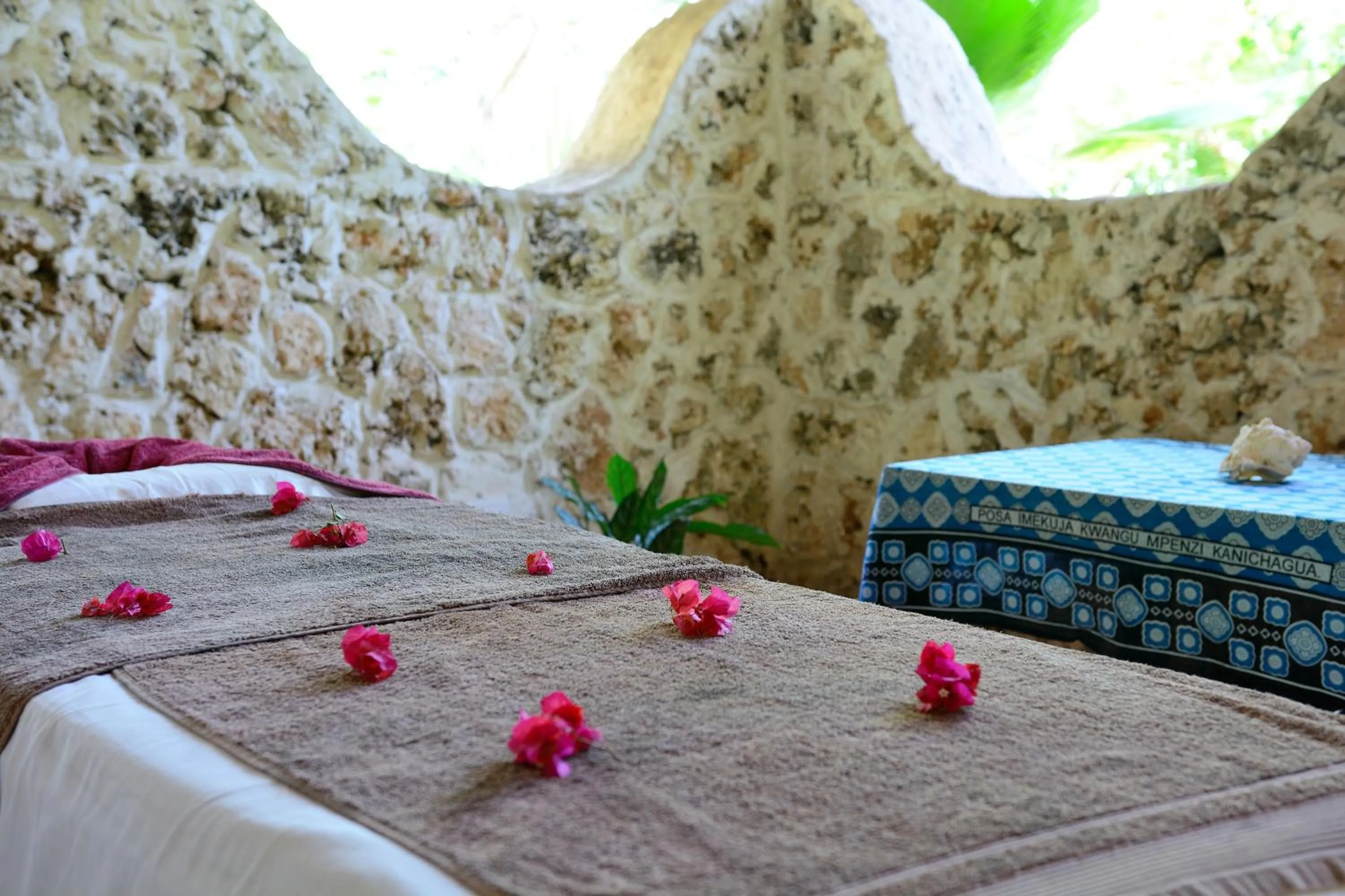 Massage, Bed in Fumba Beach Lodge