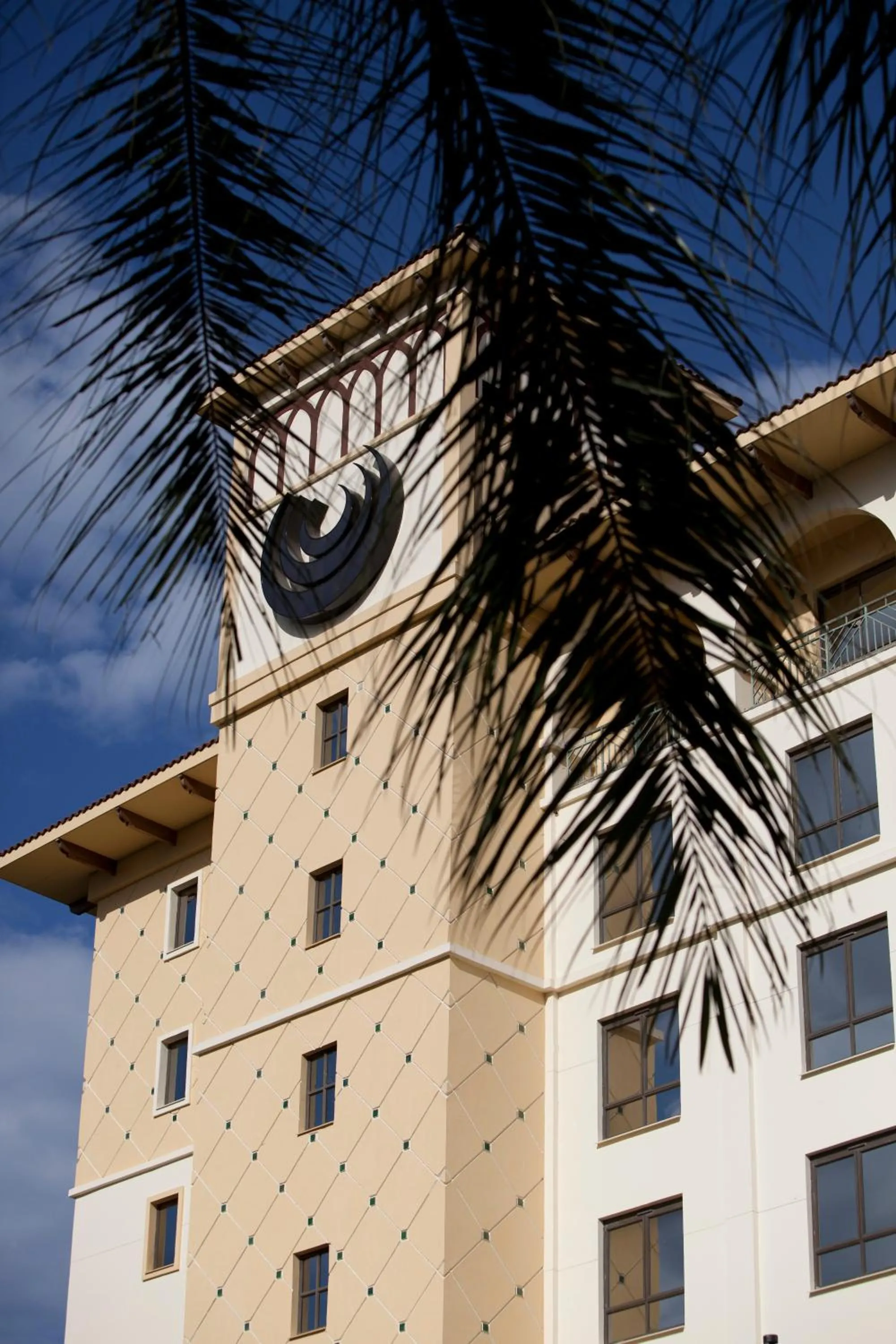 Facade/entrance in Southern Sun Dar es Salaam