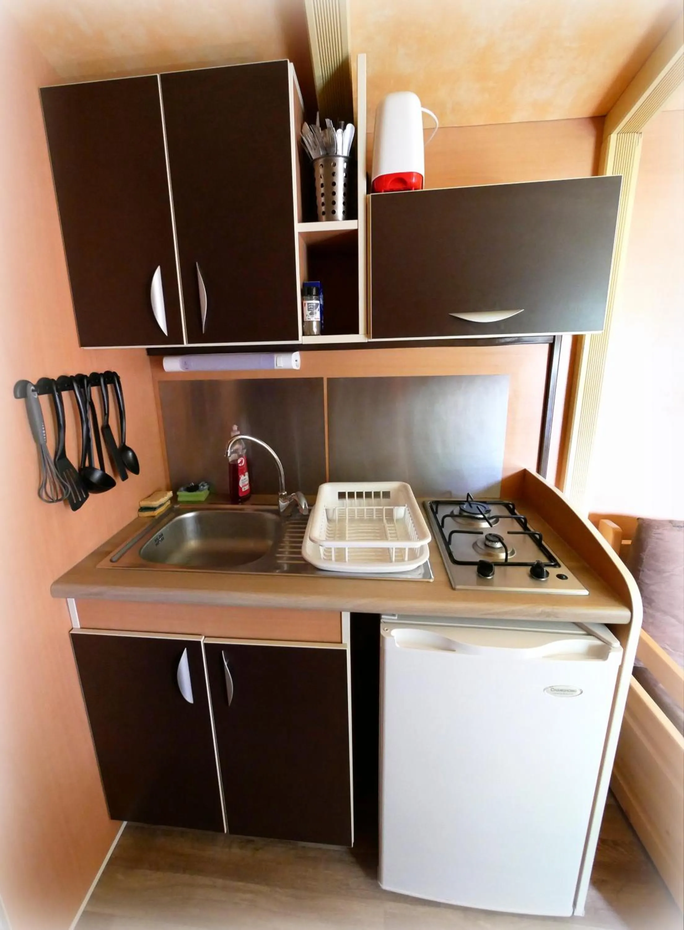 Kitchen or kitchenette in Auberge de la Rivière