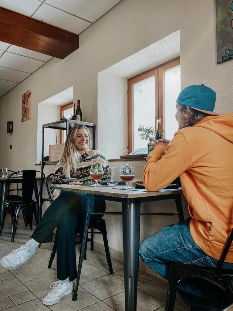 Restaurant/places to eat in Auberge de la Rivière