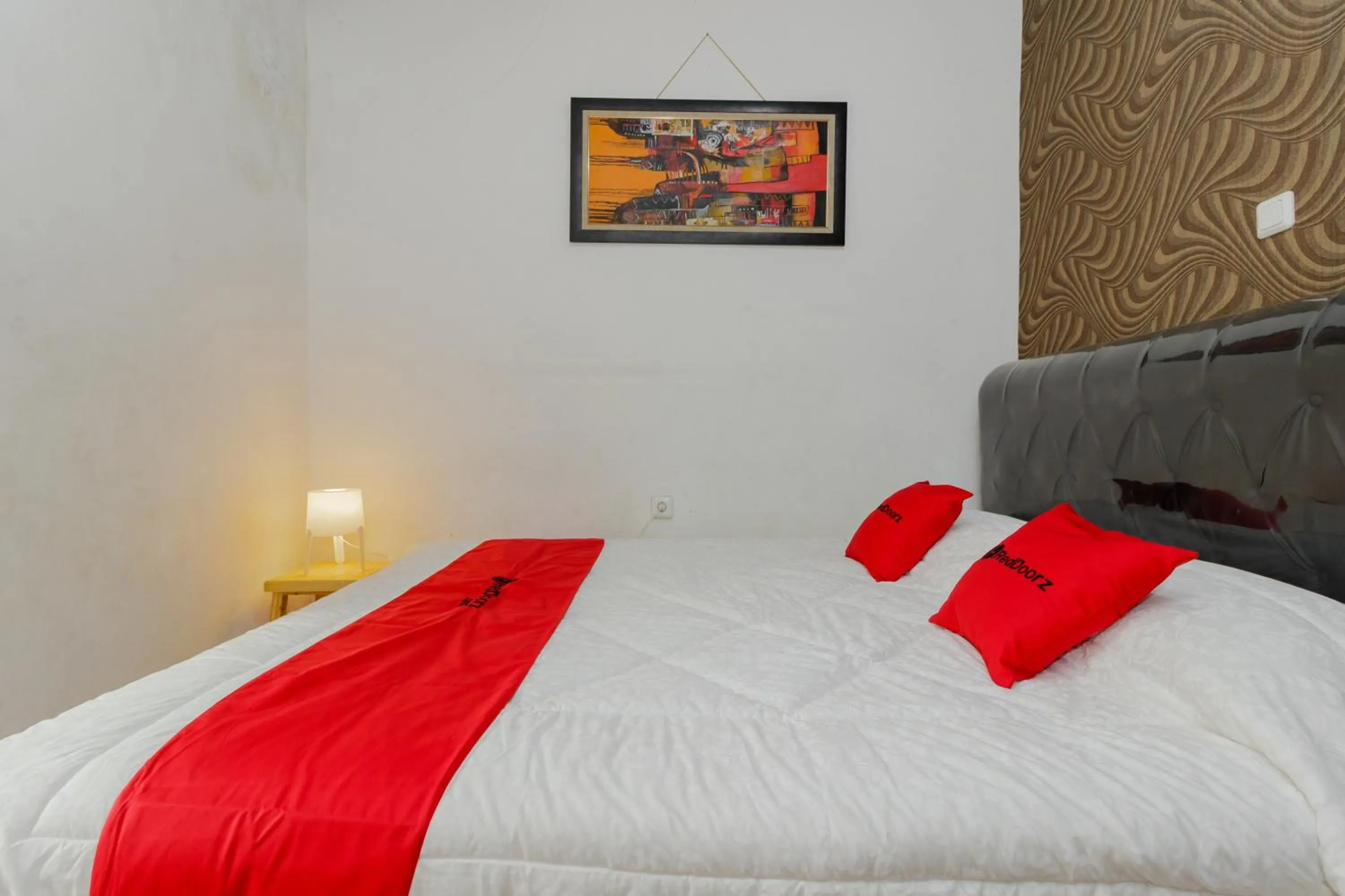 Bed in RedDoorz Syariah At Taman Bendungan Asahan