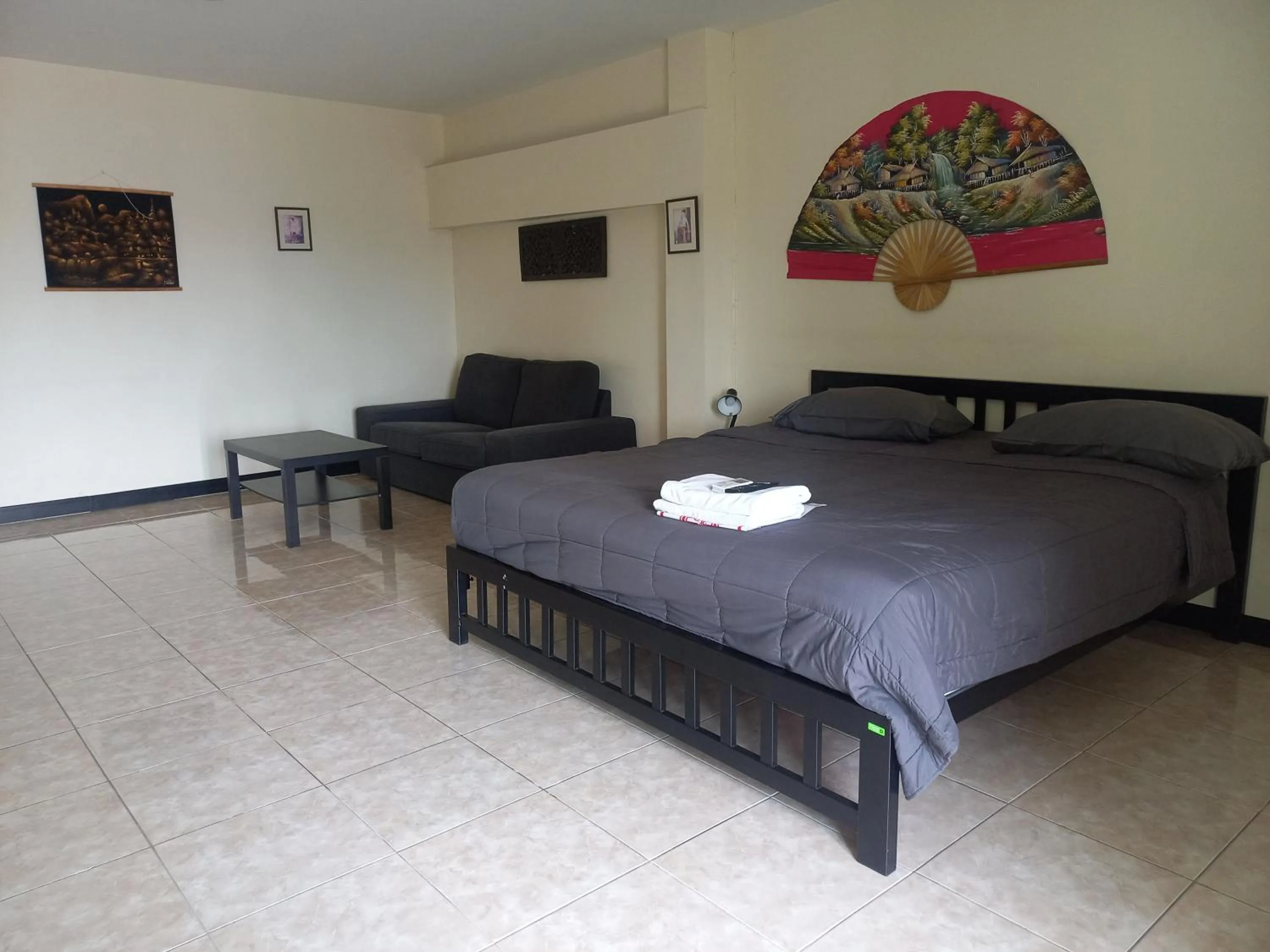 Bedroom, Bed in Dania