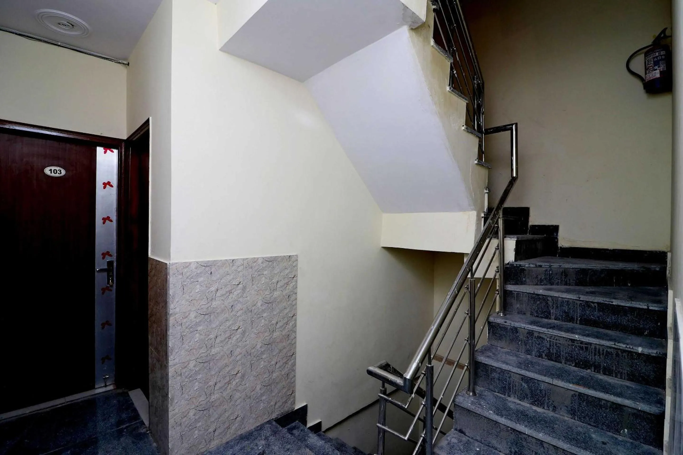 Facade/entrance in Hotel O Karan stay