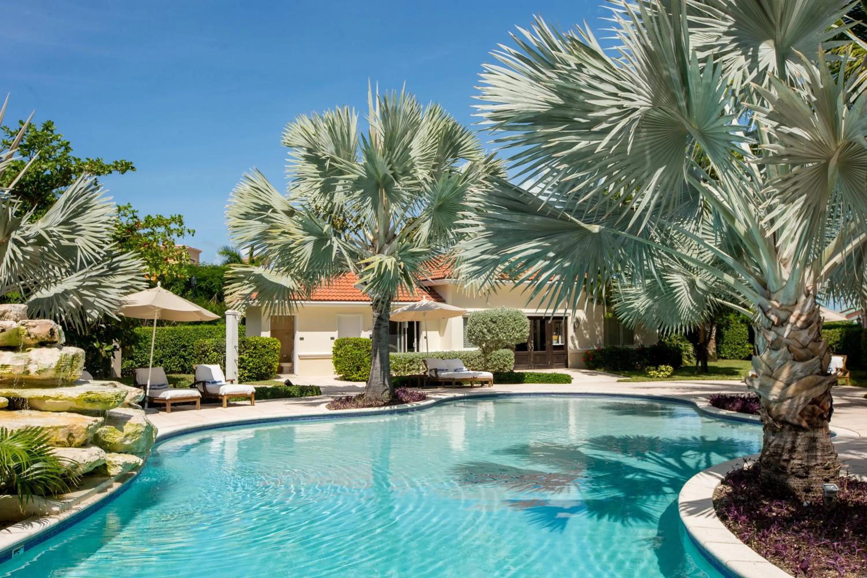 Swimming pool in Villa del Mar