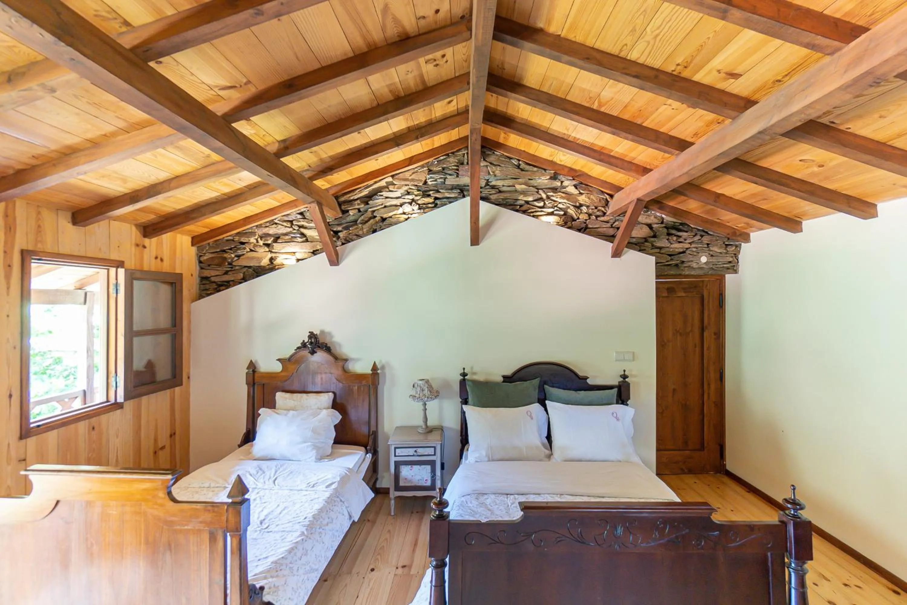 Bedroom, Bed in Quinta da Rabaçosa - Turismo Rural