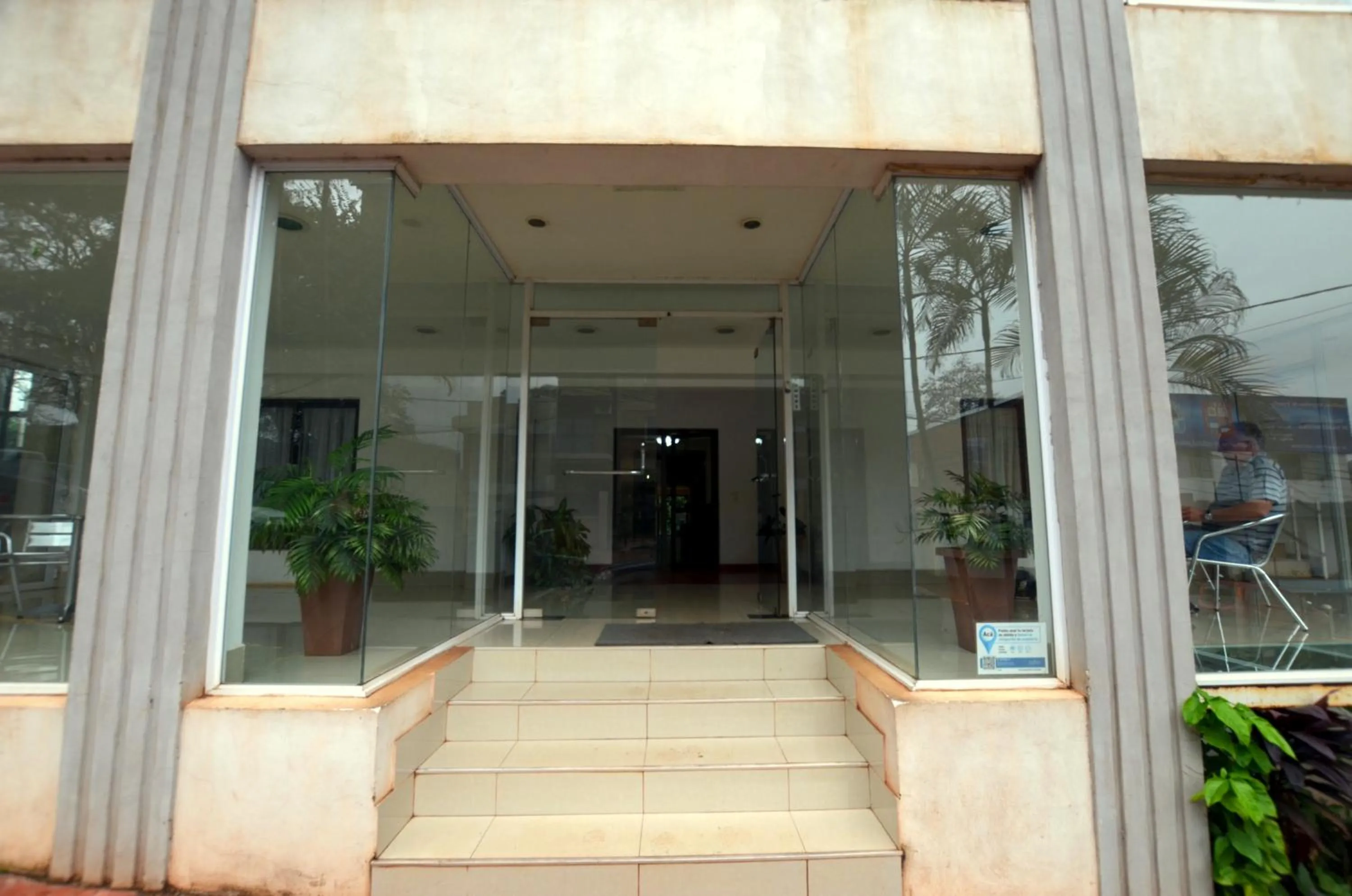Facade/entrance in Hostería Casa Blanca Iguazú