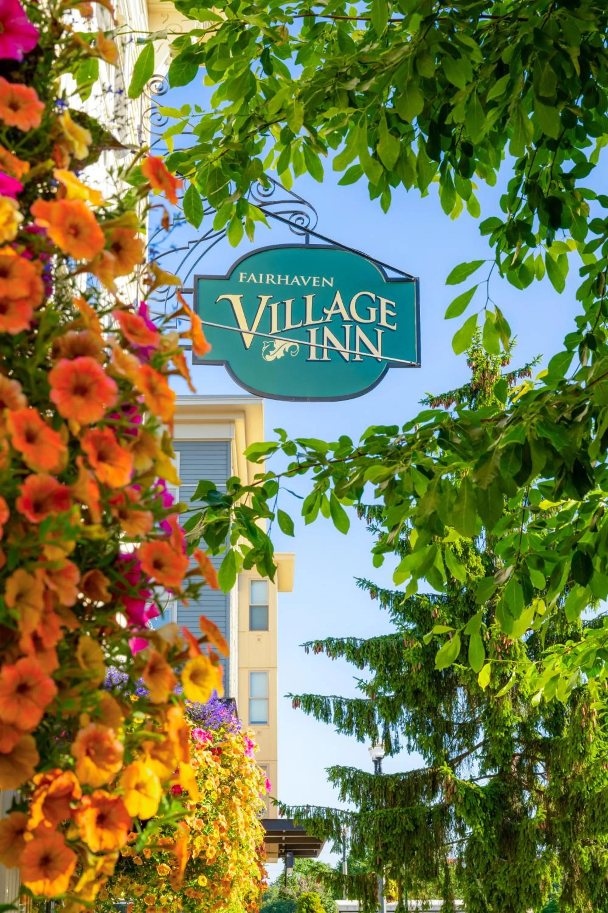 Fairhaven Village Inn