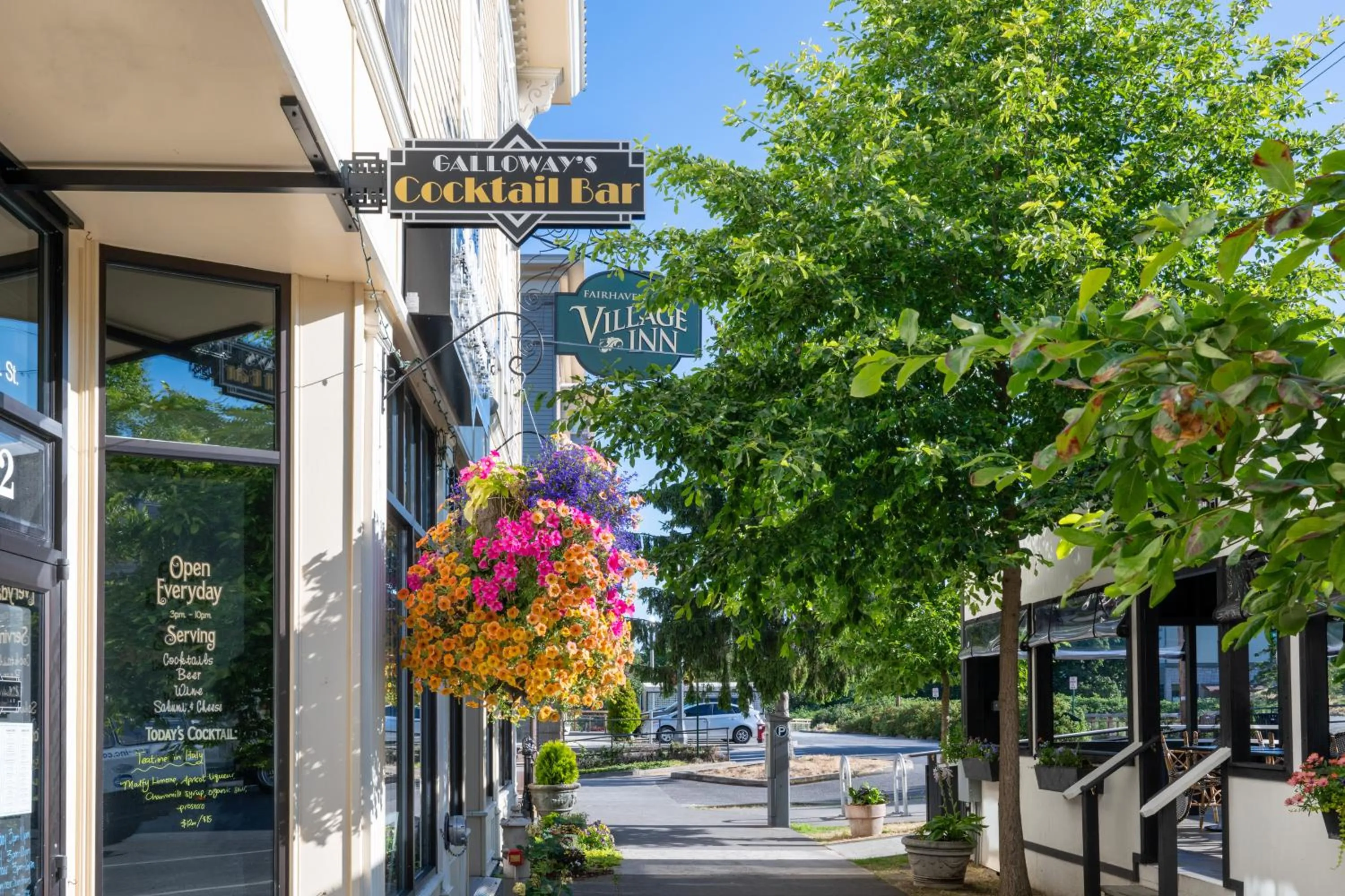 Fairhaven Village Inn