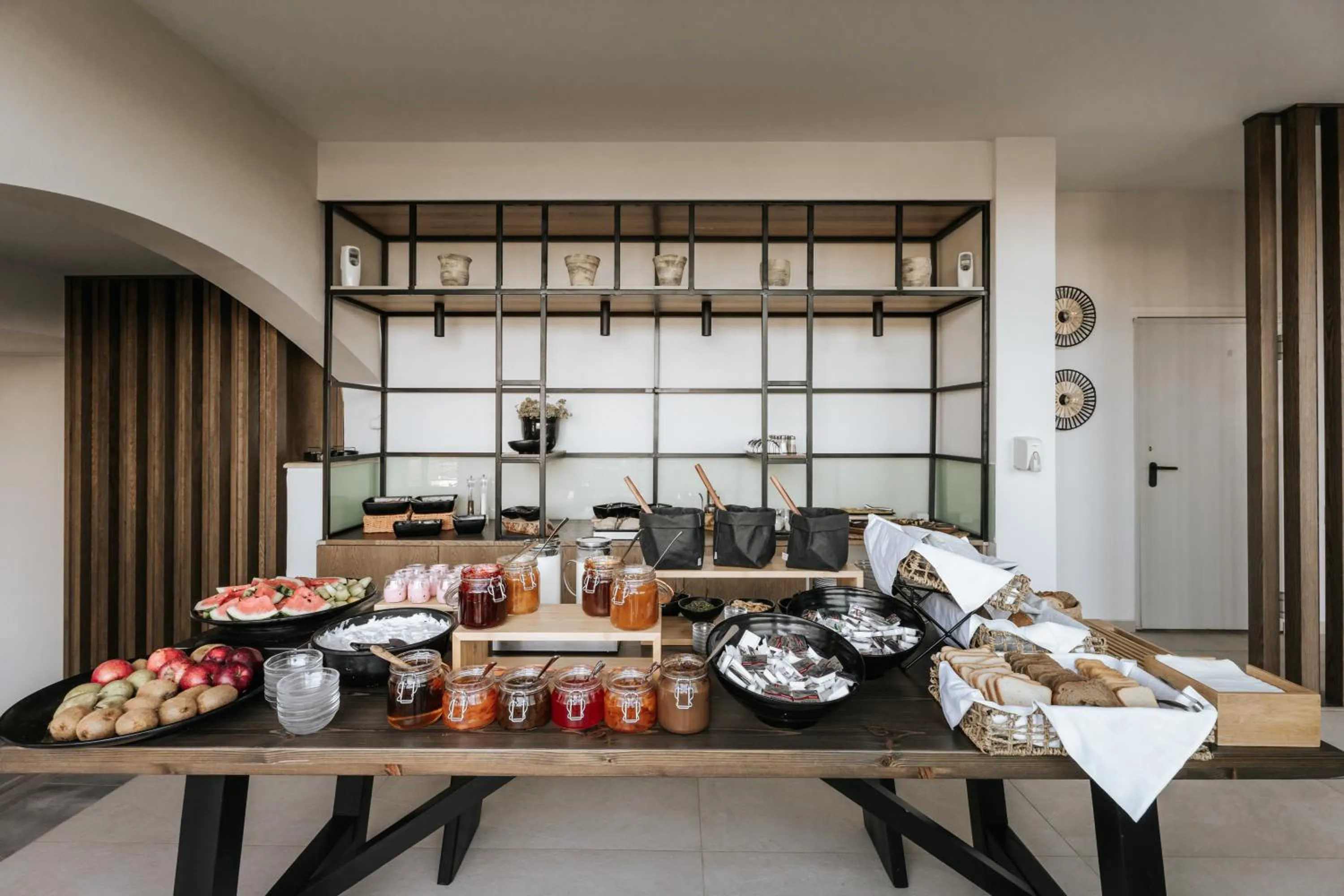 Restaurant/places to eat in Paralos The Maxine Adults Only