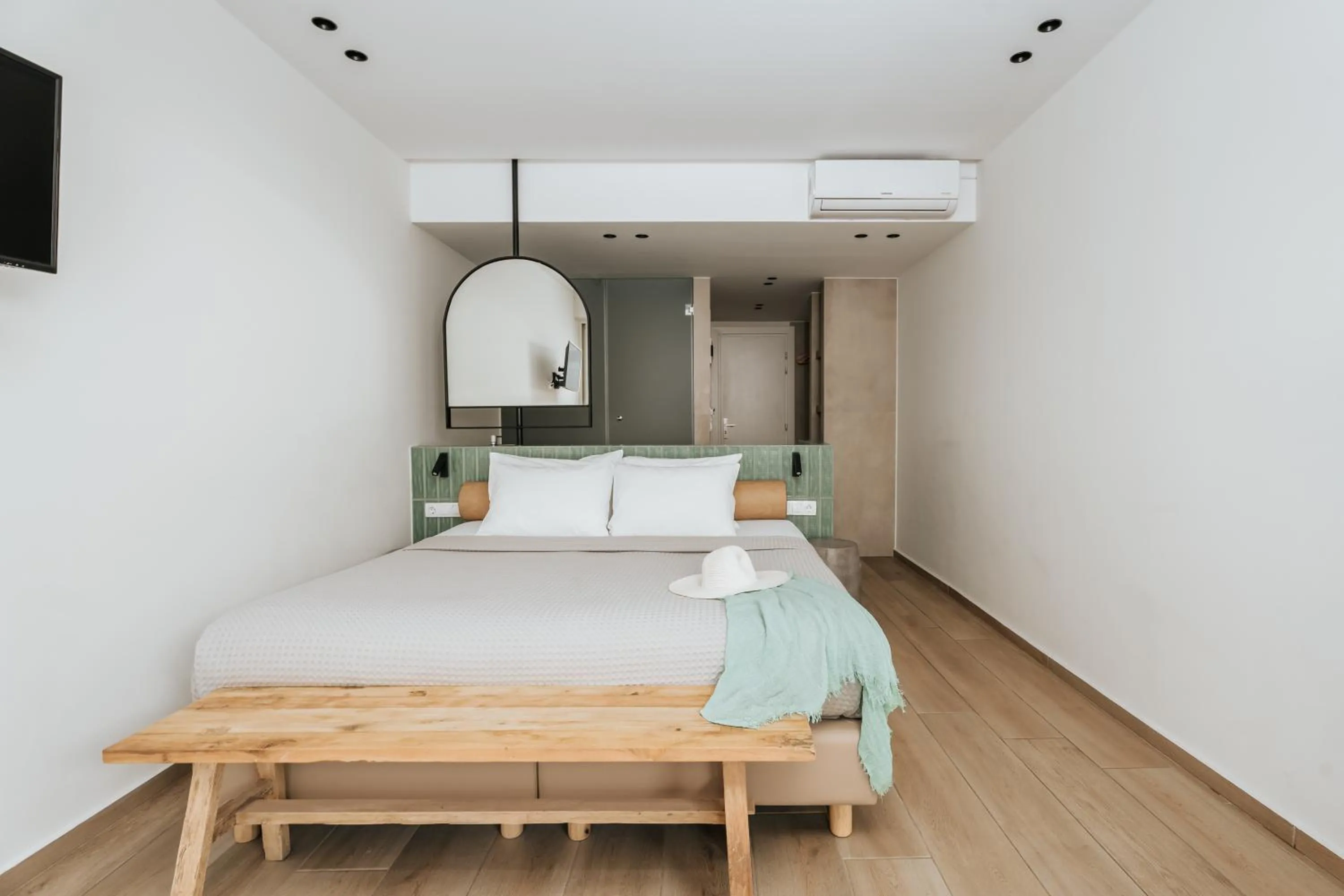 Bedroom, Bed in Paralos The Maxine Adults Only