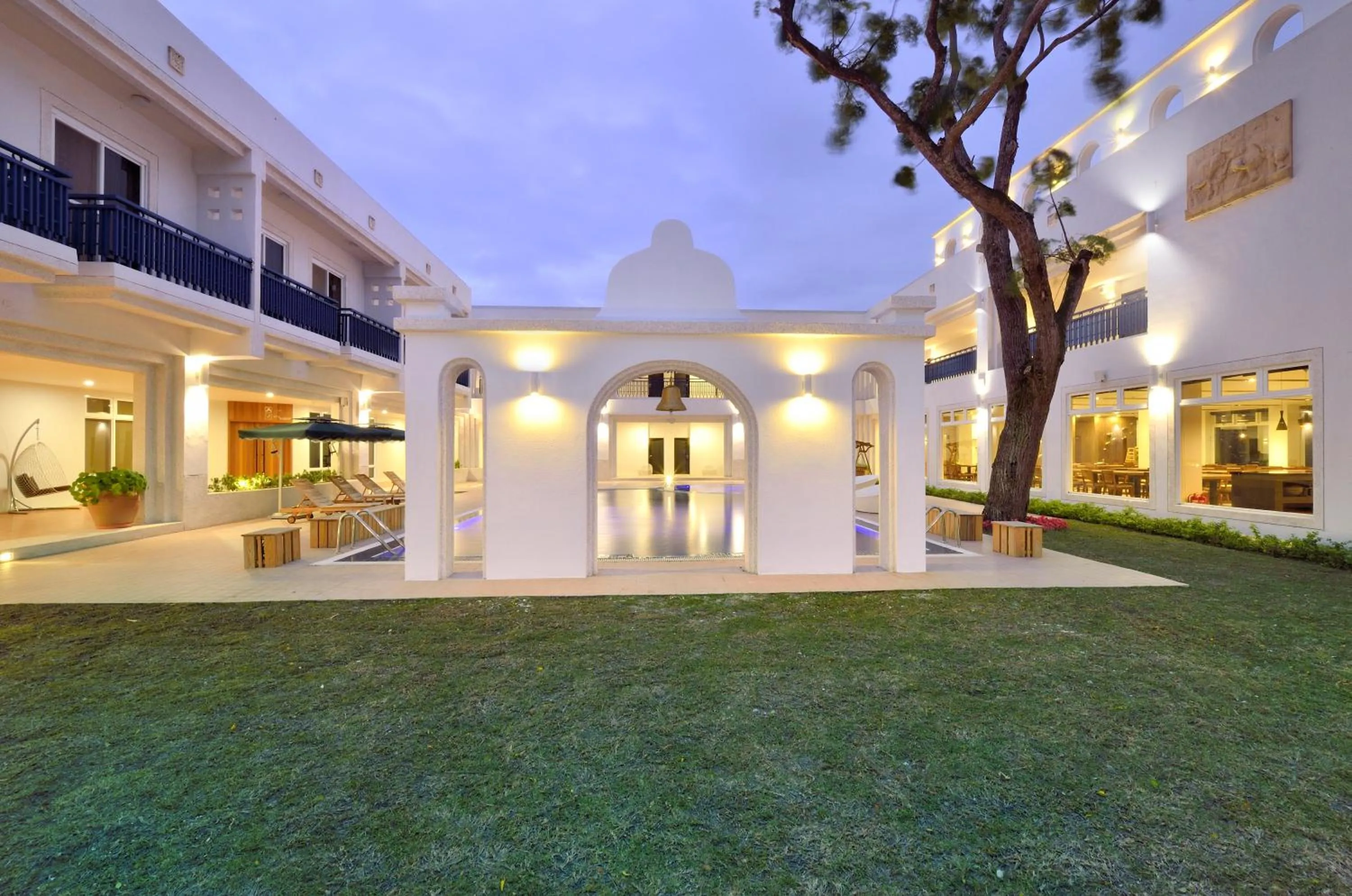 Property building in J Resort