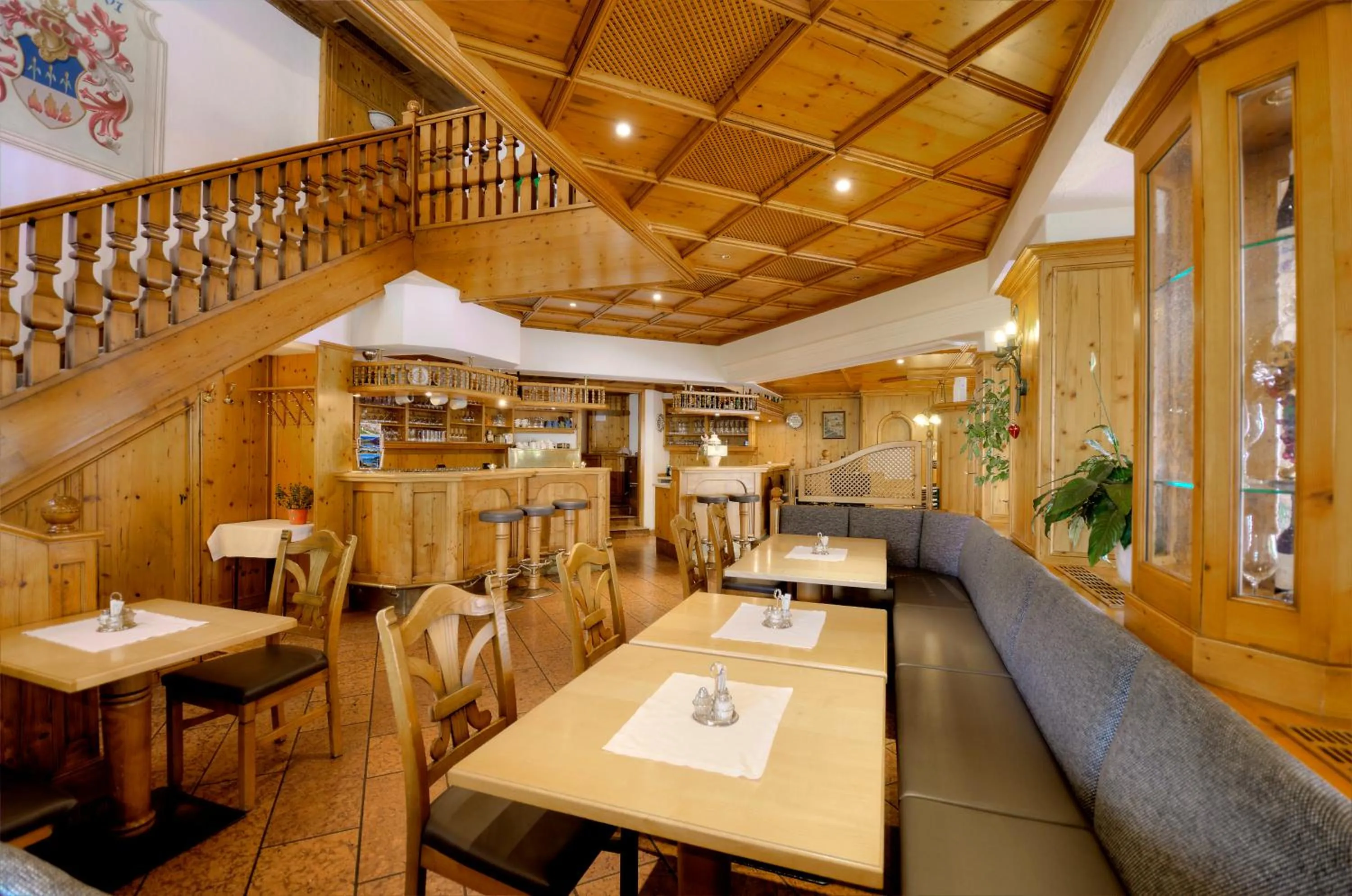 Restaurant/places to eat in Hotel LukasMayr
