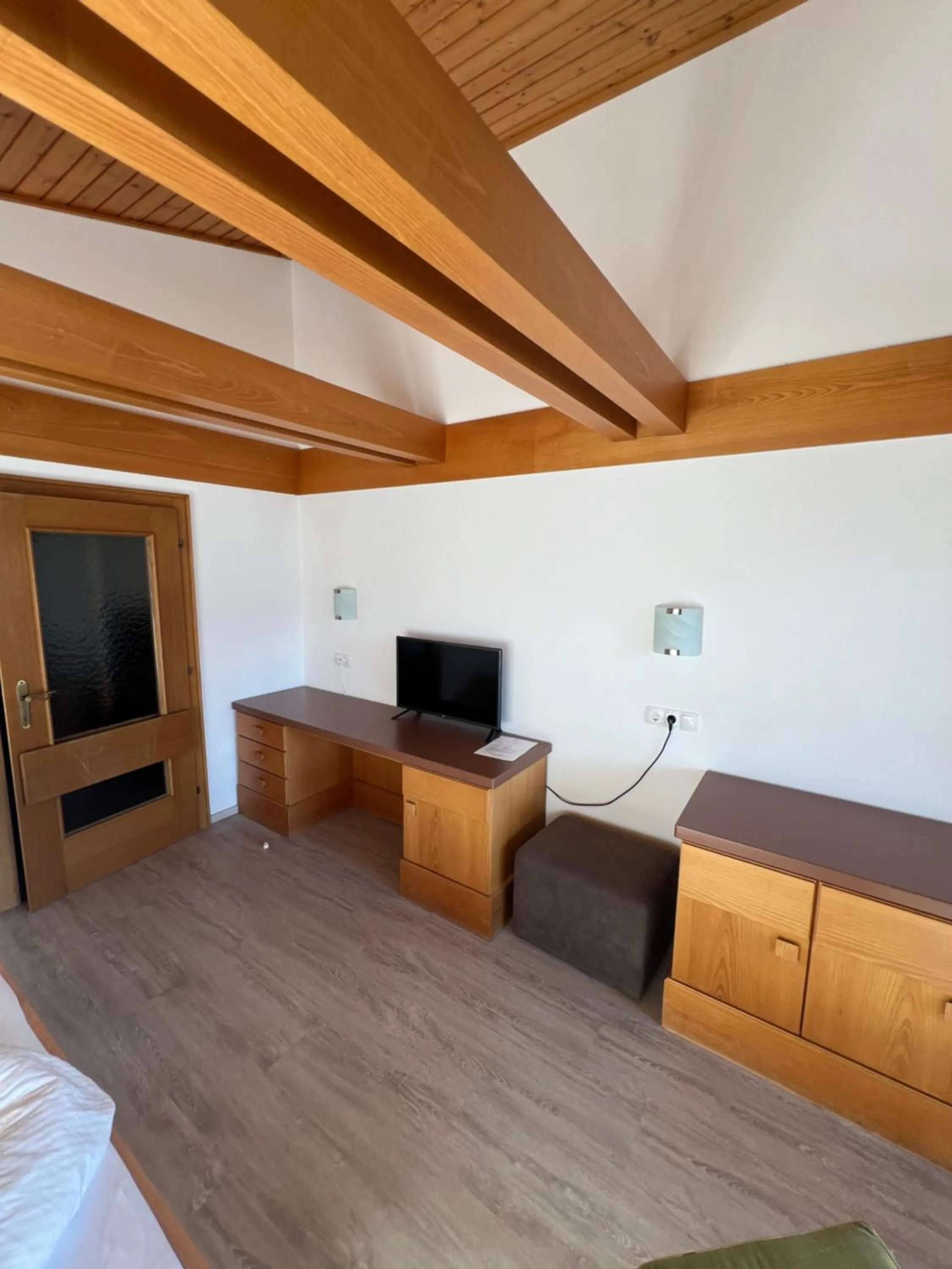 Bedroom, Bed in Hotel LukasMayr