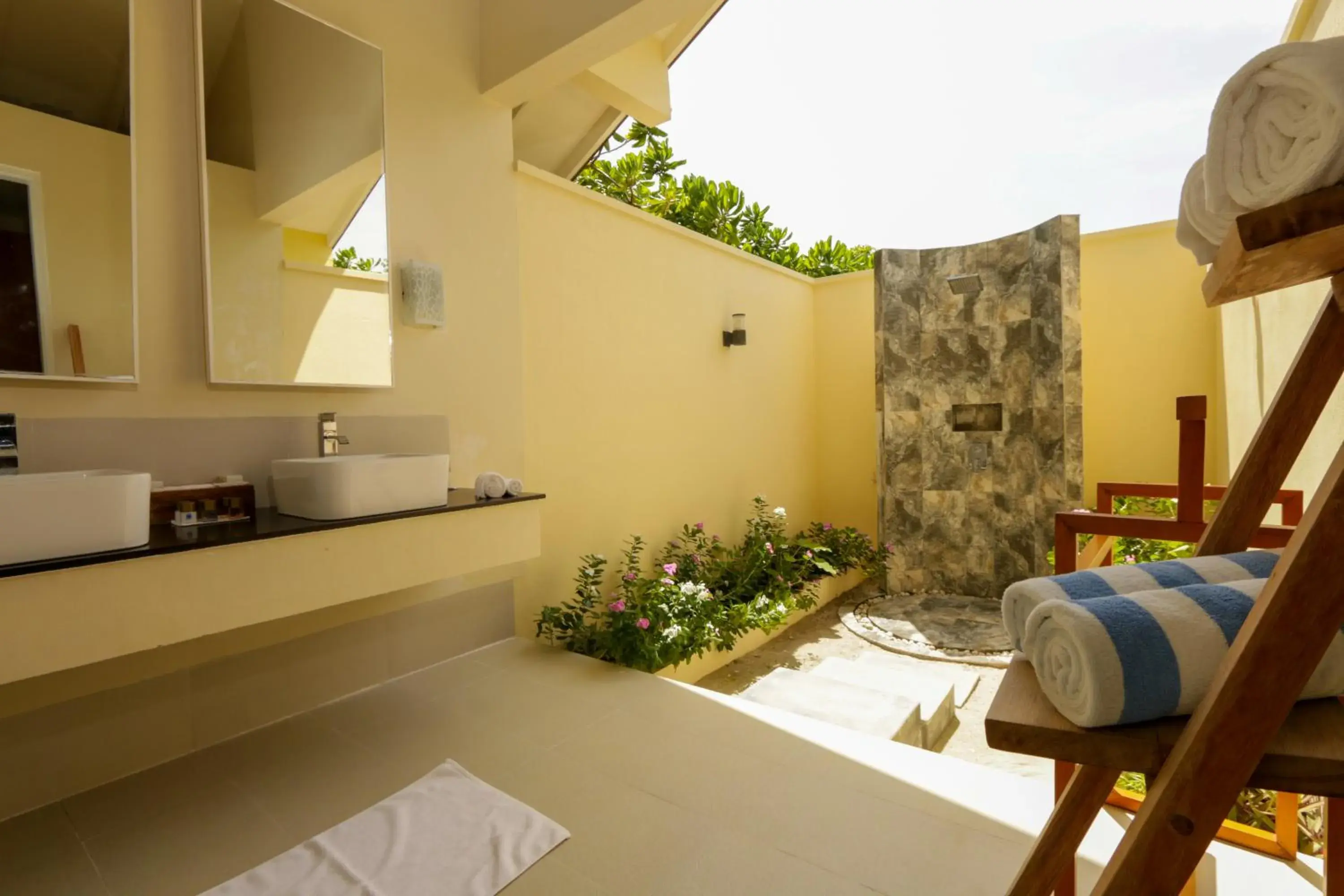 Superior Beach Bungalow - single occupancy - Beachfront (10% off on Spa Services, 15% off on Excursions & Free Early Check-In on Availability Basis) in Hondaafushi Island Resort Superior Beach Bungalow - single occupancy - Beachfront (10% off on Spa Services, 15% off on Excursions & Free Early Check-In on Availability Basis) in Hondaafushi Island Resort