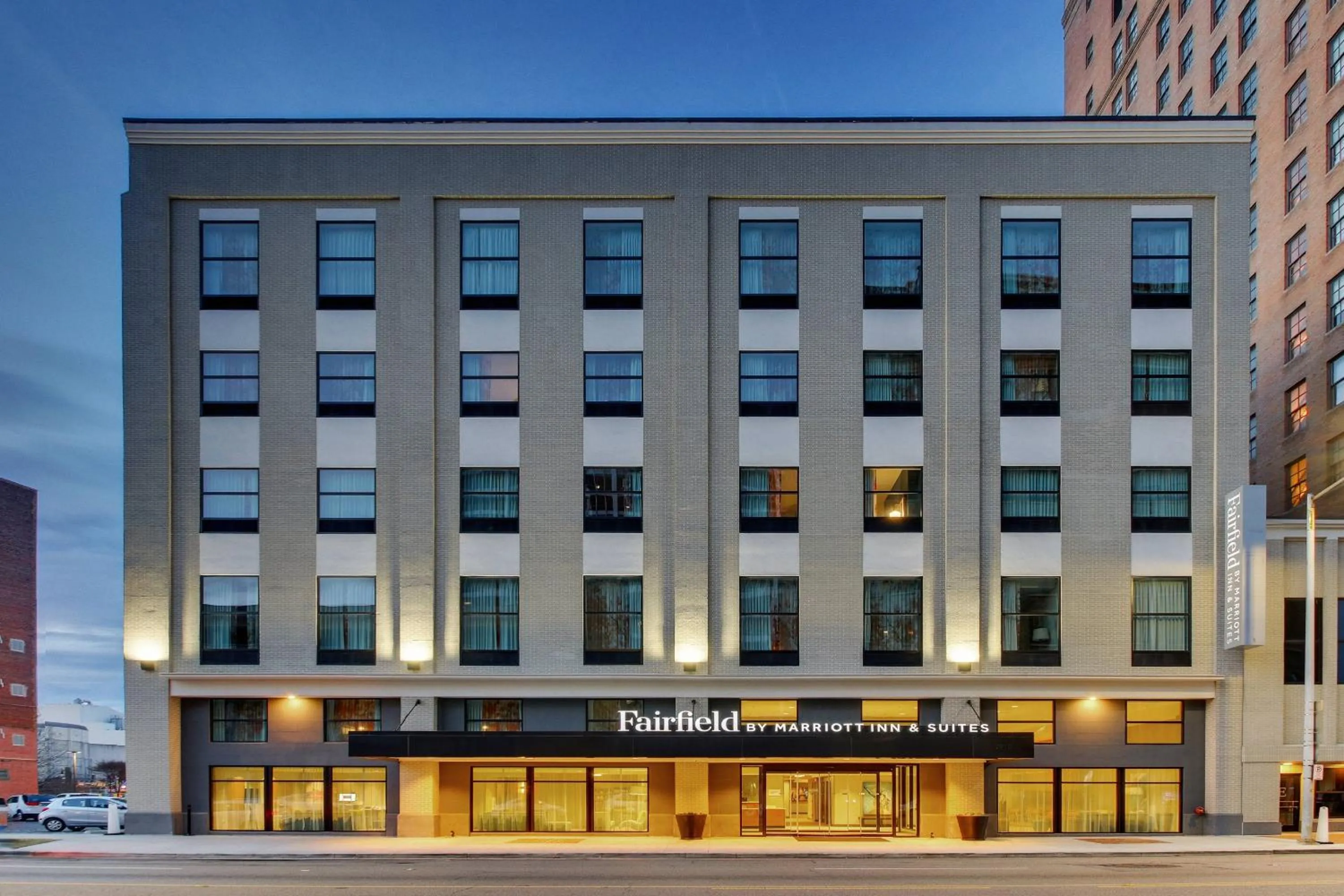 Property building in Fairfield Inn & Suites by Marriott Birmingham Downtown
