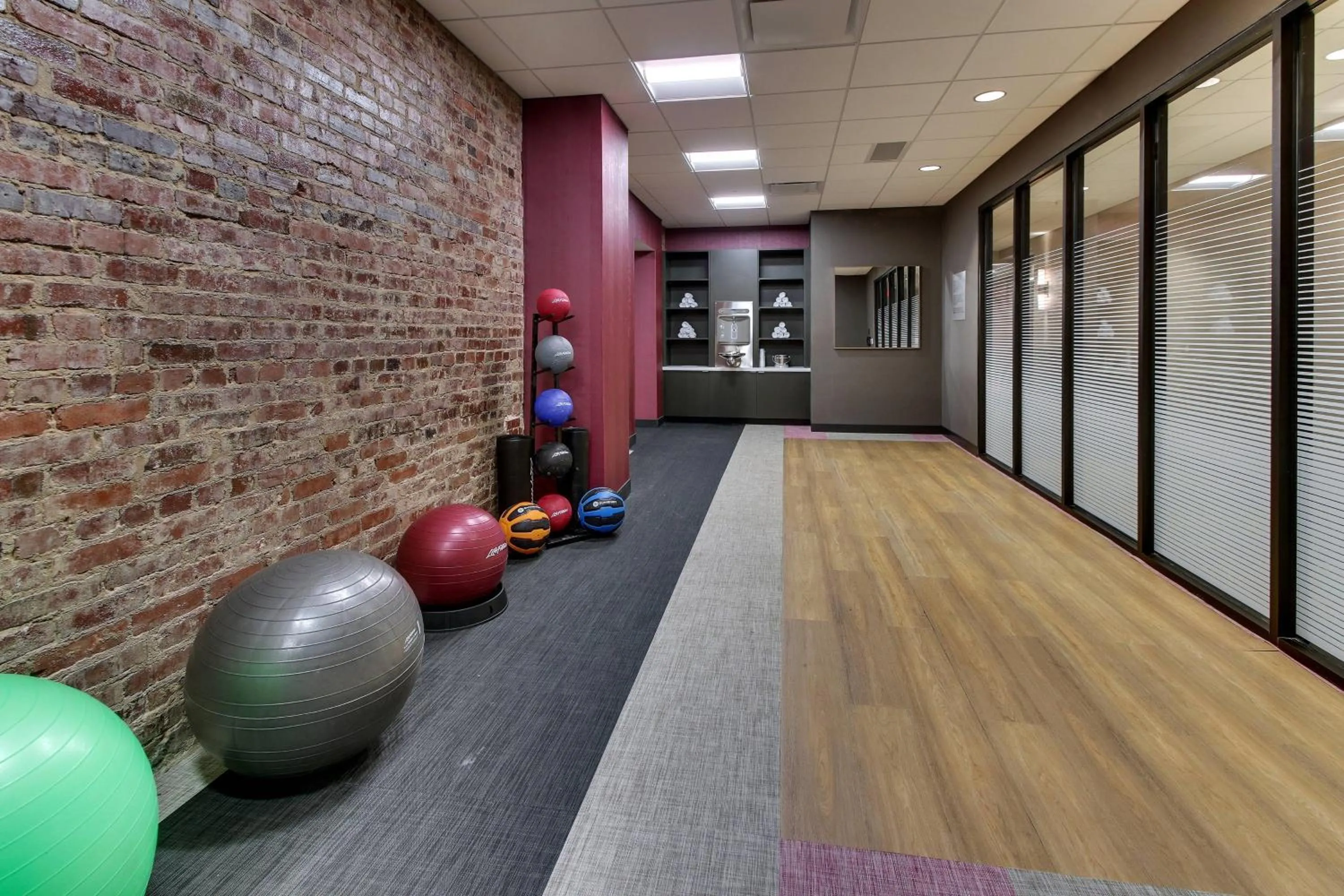 Fitness centre/facilities in Fairfield Inn & Suites by Marriott Birmingham Downtown