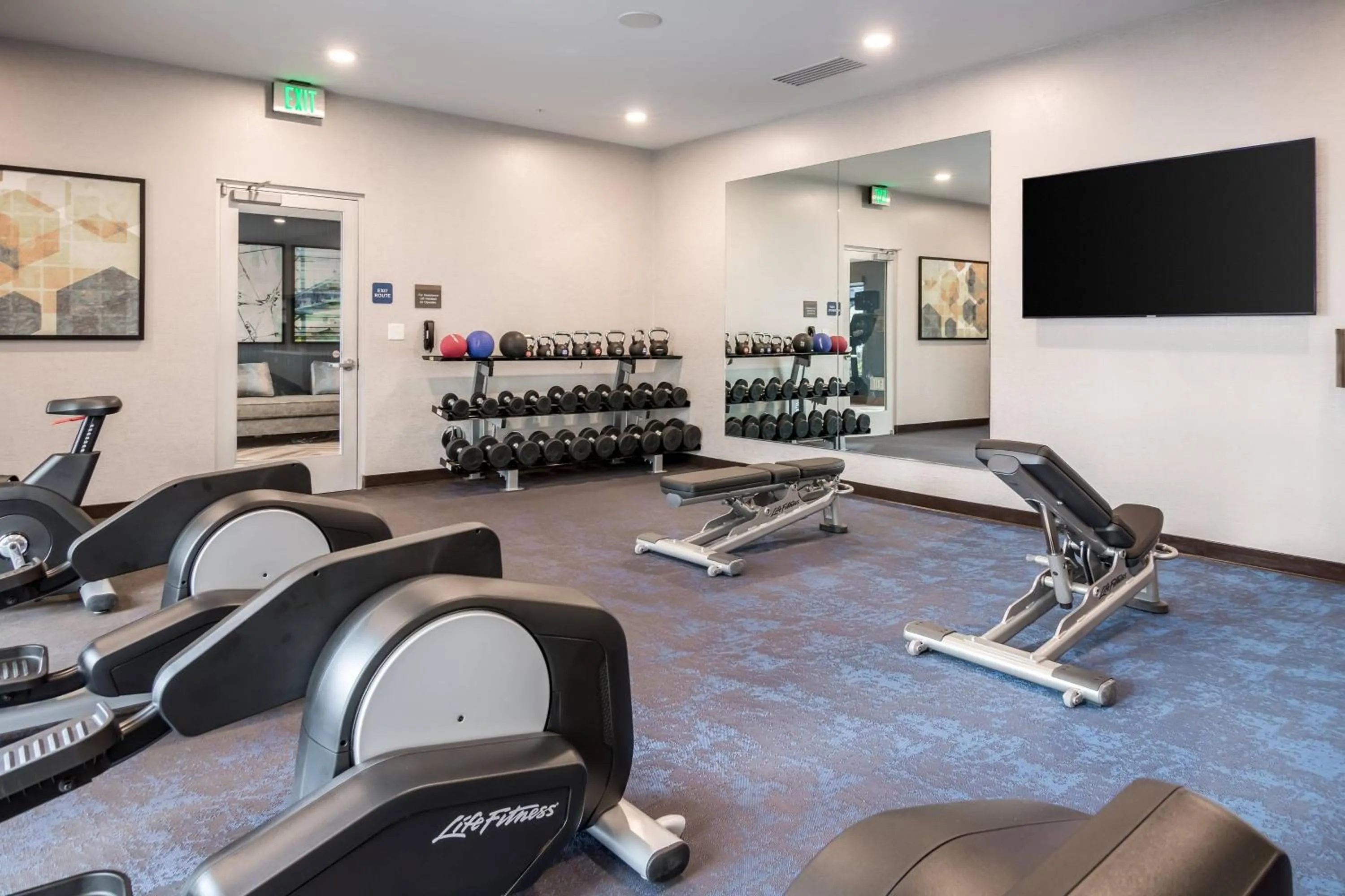 Fitness centre/facilities in Fairfield Inn & Suites by Marriott San Jose North/Silicon Valley