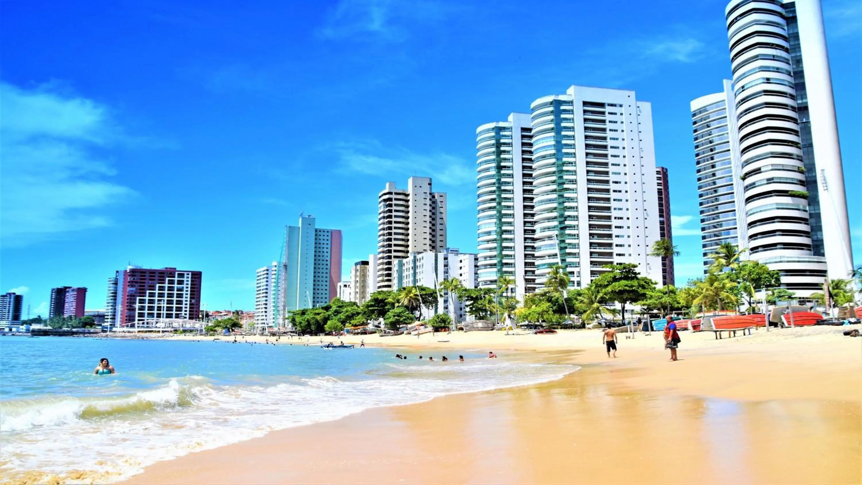 Beach in Seaflats Iate Plaza Hotel