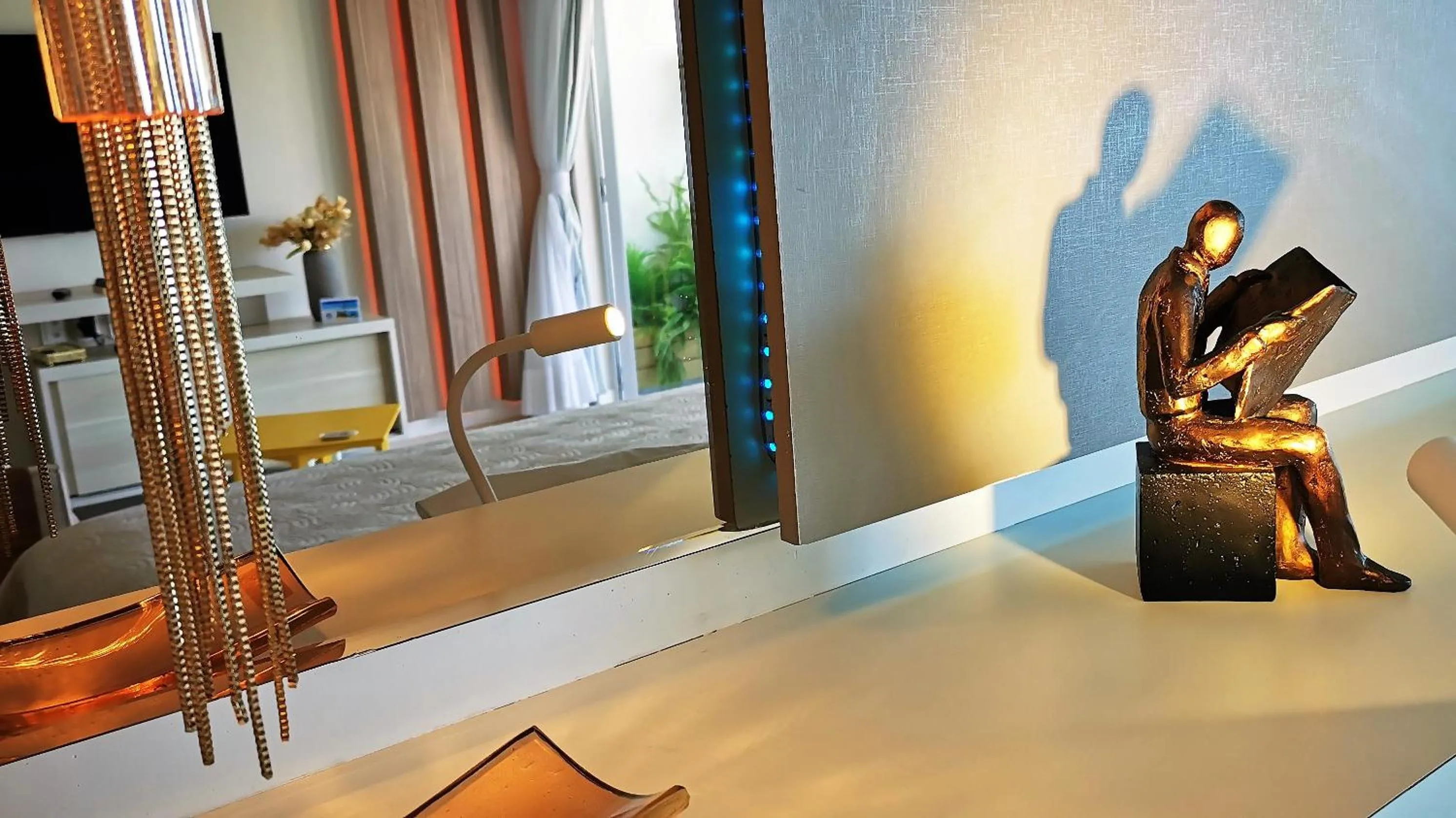 Decorative detail in Seaflats Iate Plaza Hotel