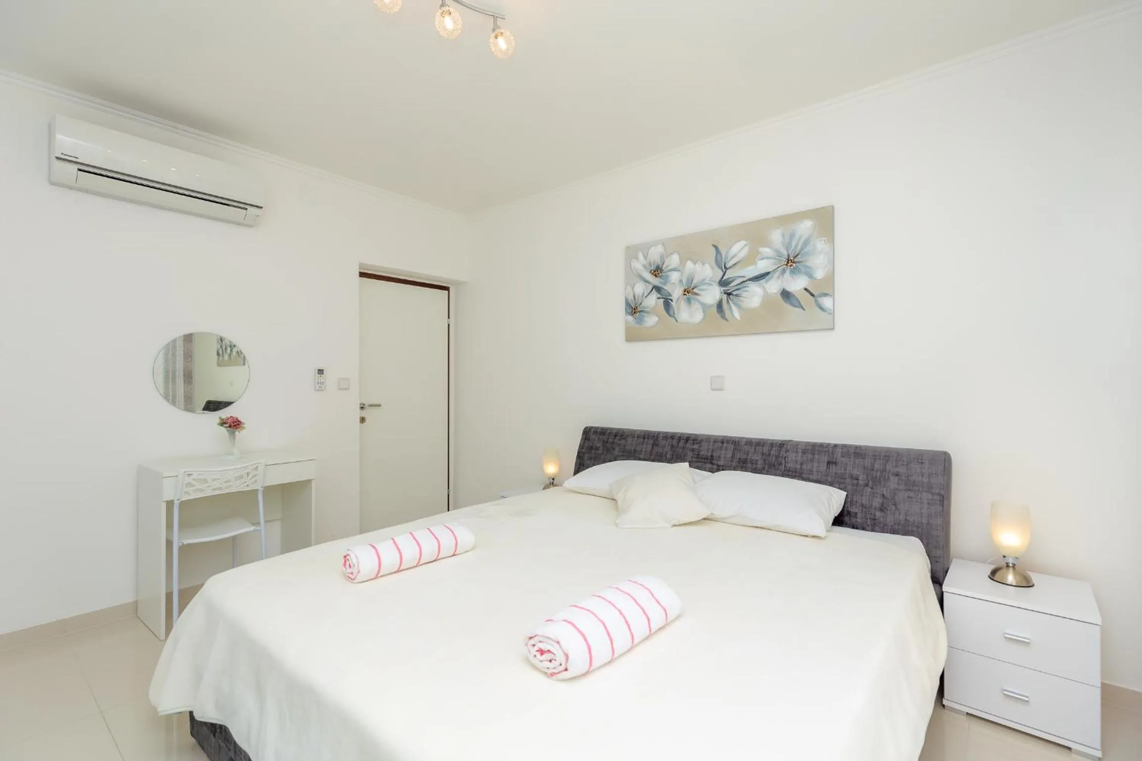 Bed in Hedera Estate, Hedera A24