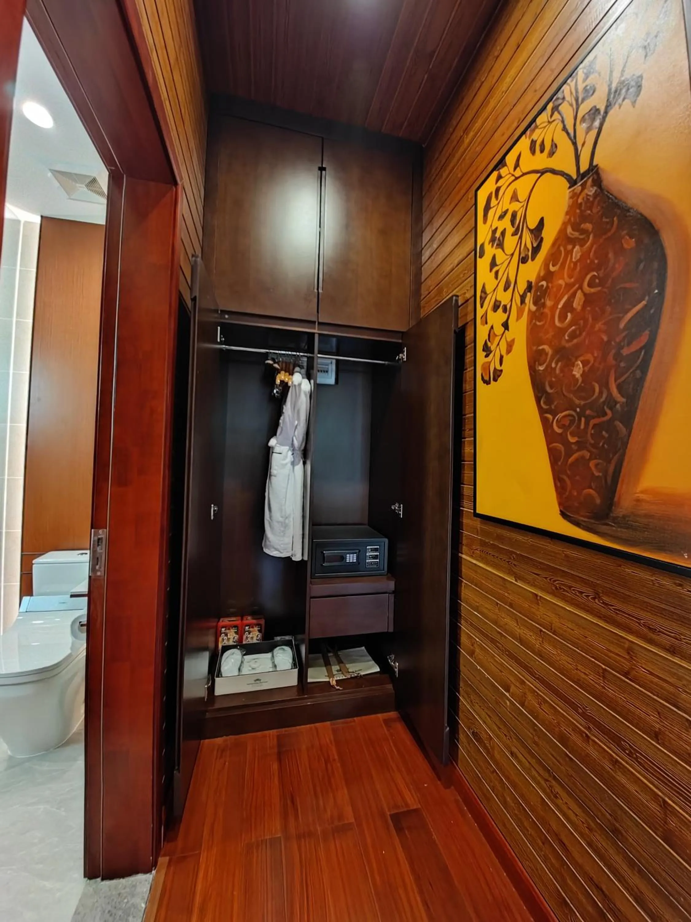 safe in Prince Manor Resort