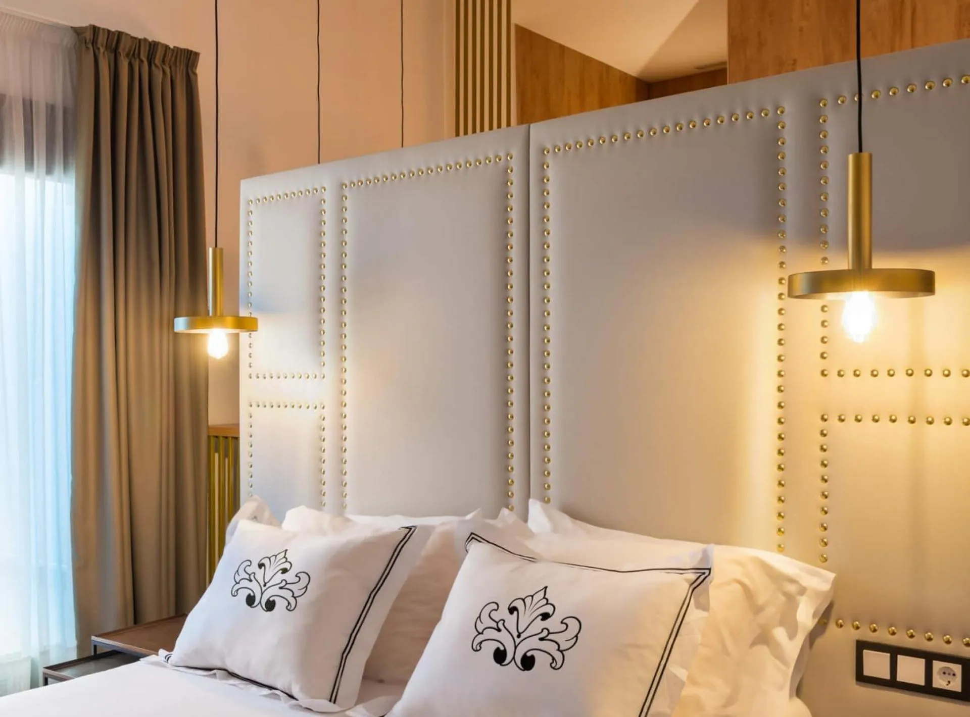 Bed in Casa Sevilla 1920 Suites by Época