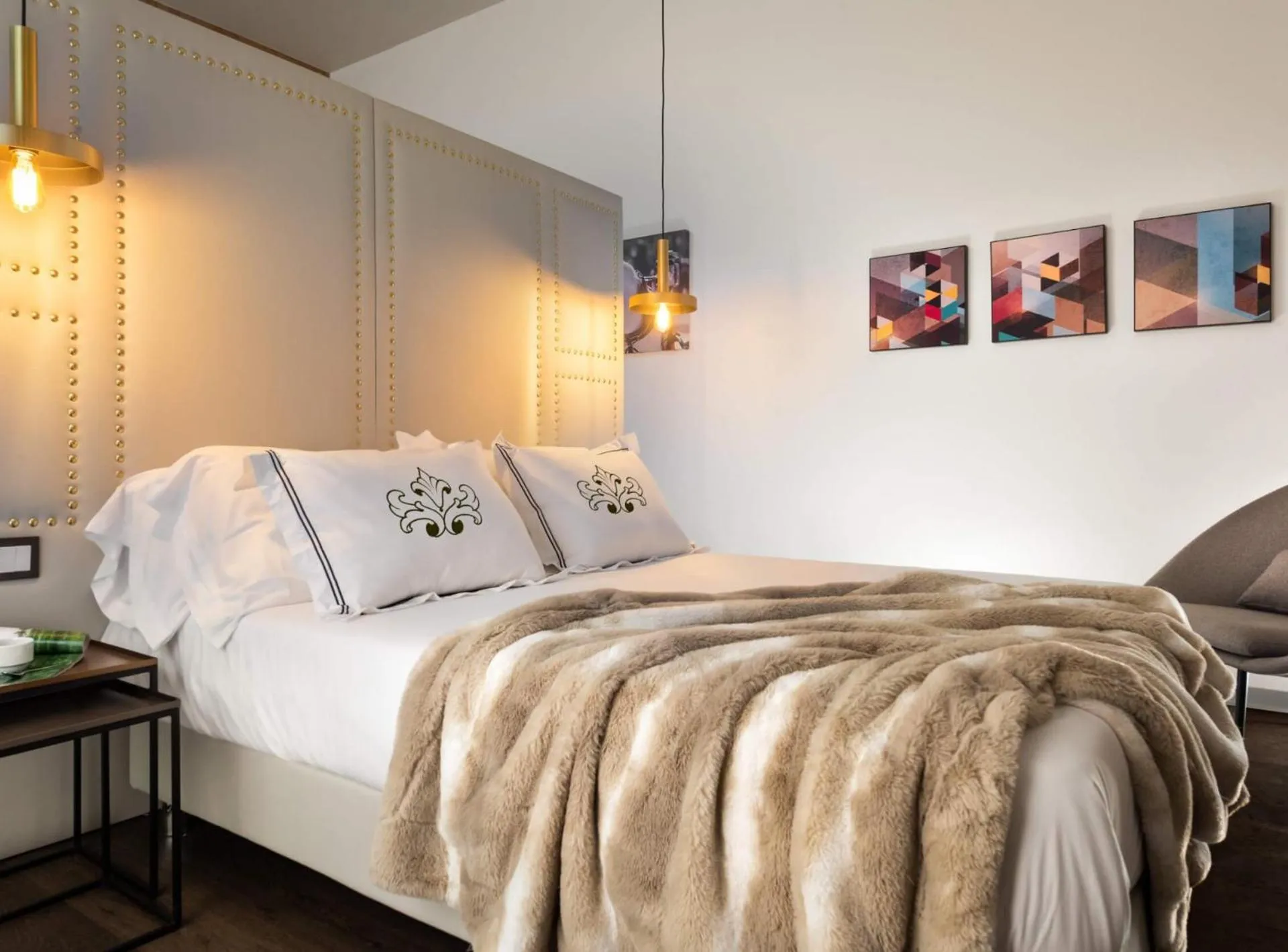 Bed in Casa Sevilla 1920 Suites by Época