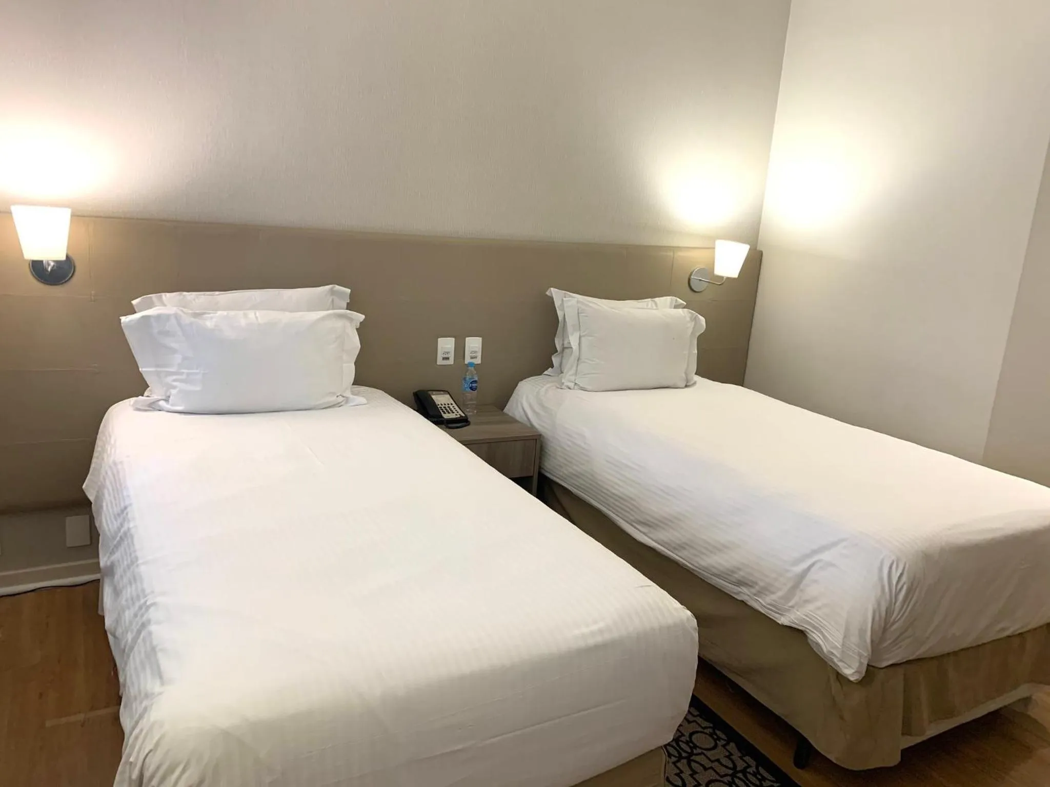 Photo of the whole room, Bed in Staybridge Suites São Paulo by IHG