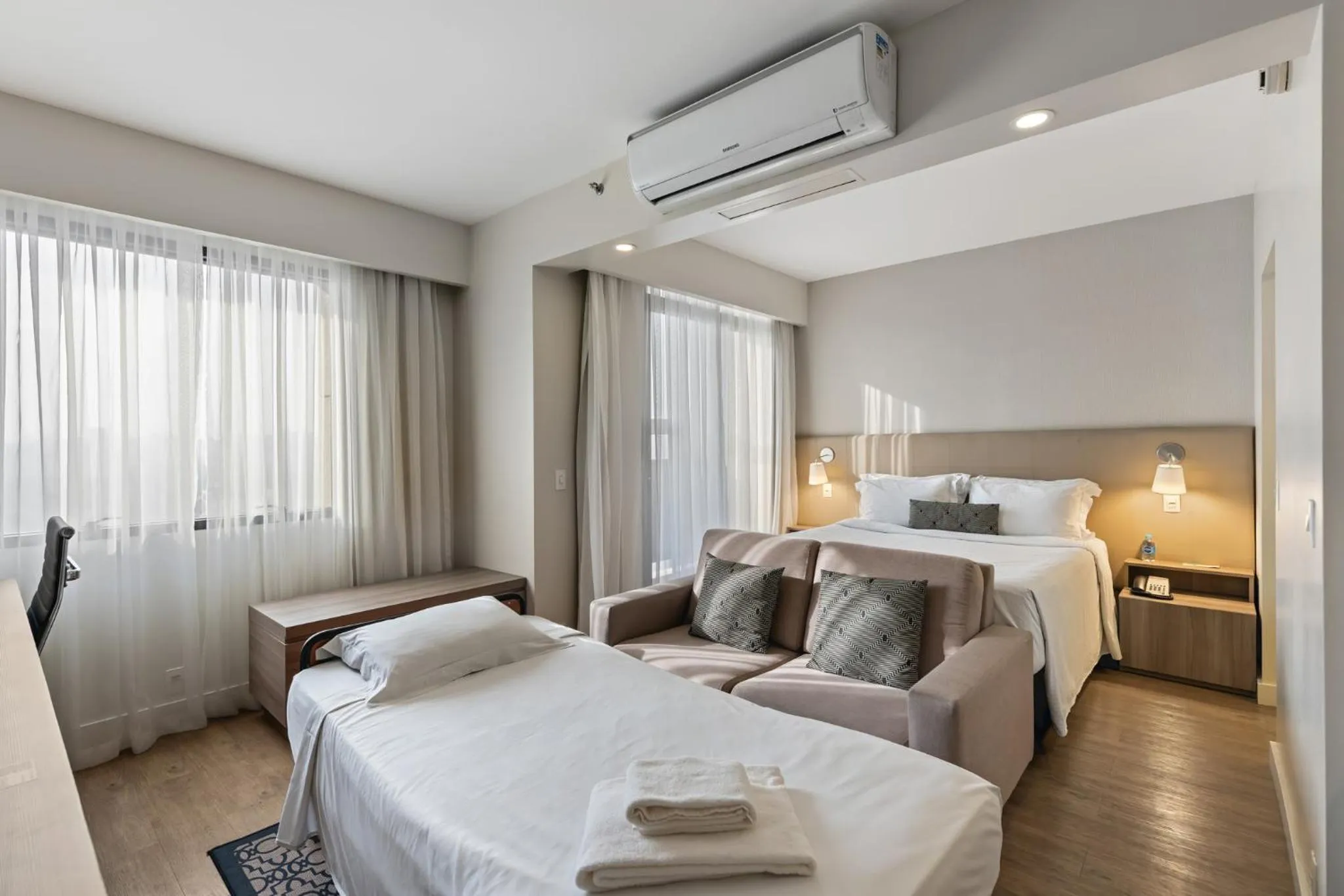 Bed in Staybridge Suites São Paulo by IHG