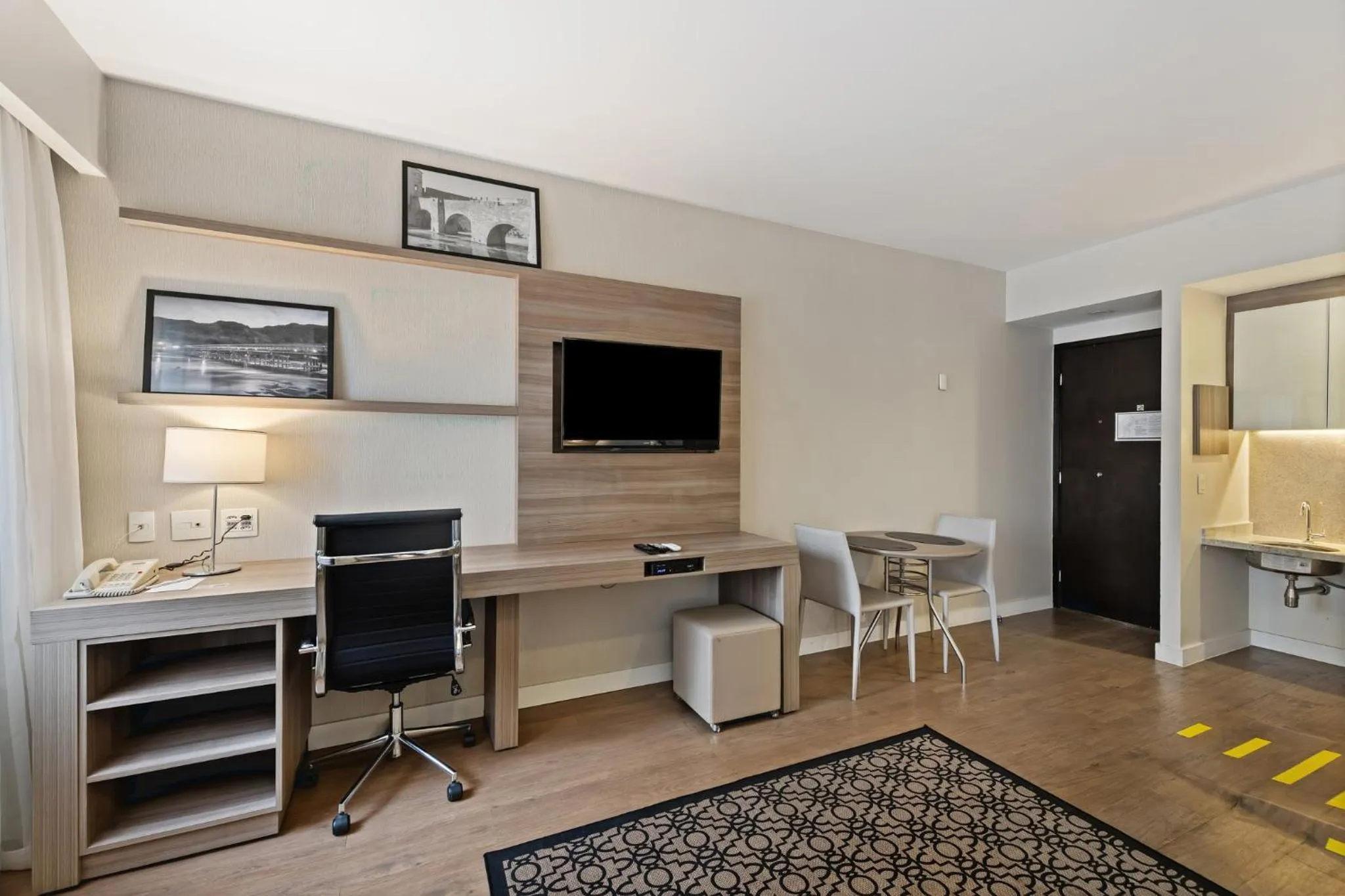 Photo of the whole room in Staybridge Suites São Paulo by IHG