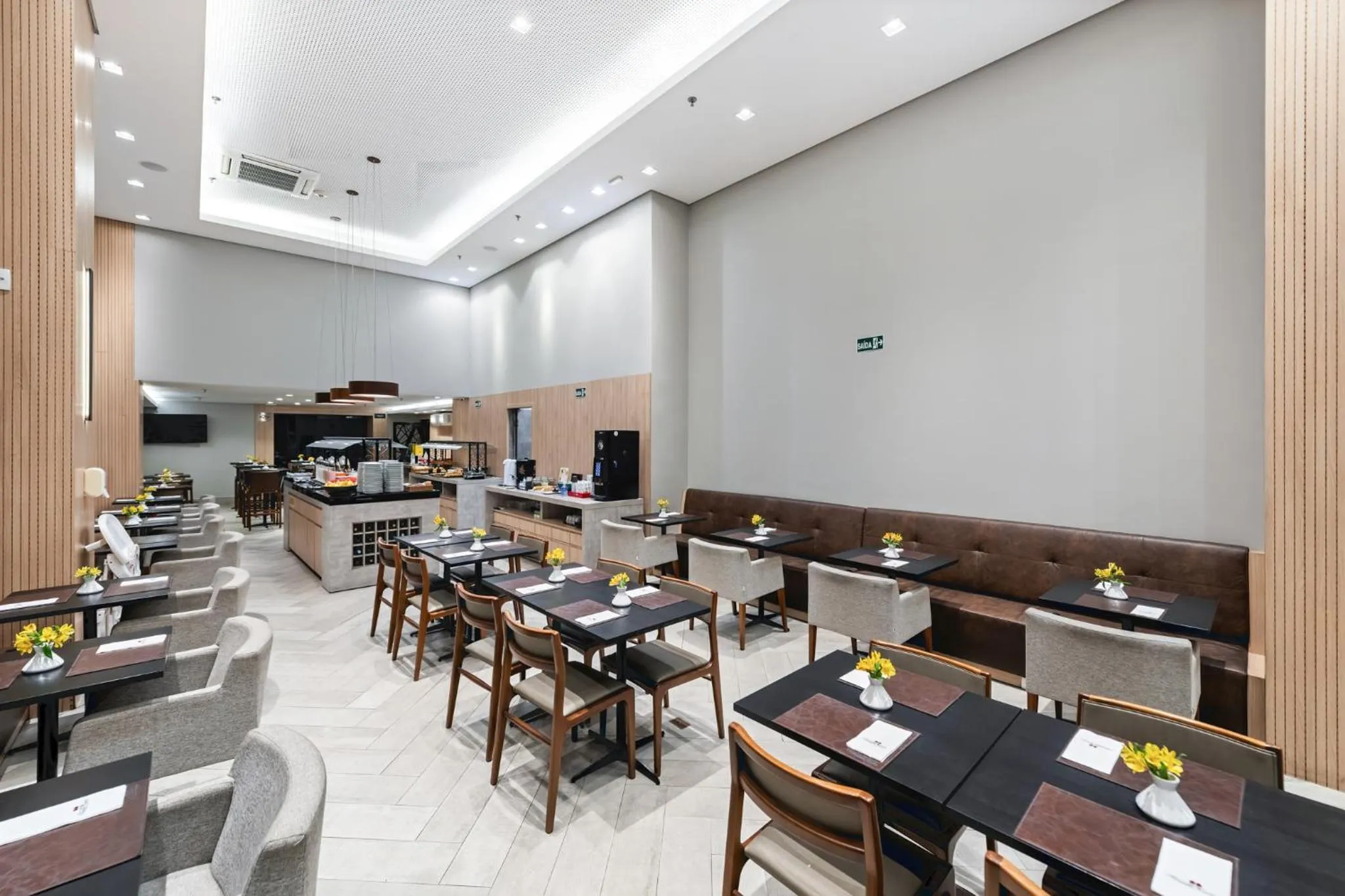 Restaurant/places to eat in Staybridge Suites São Paulo by IHG