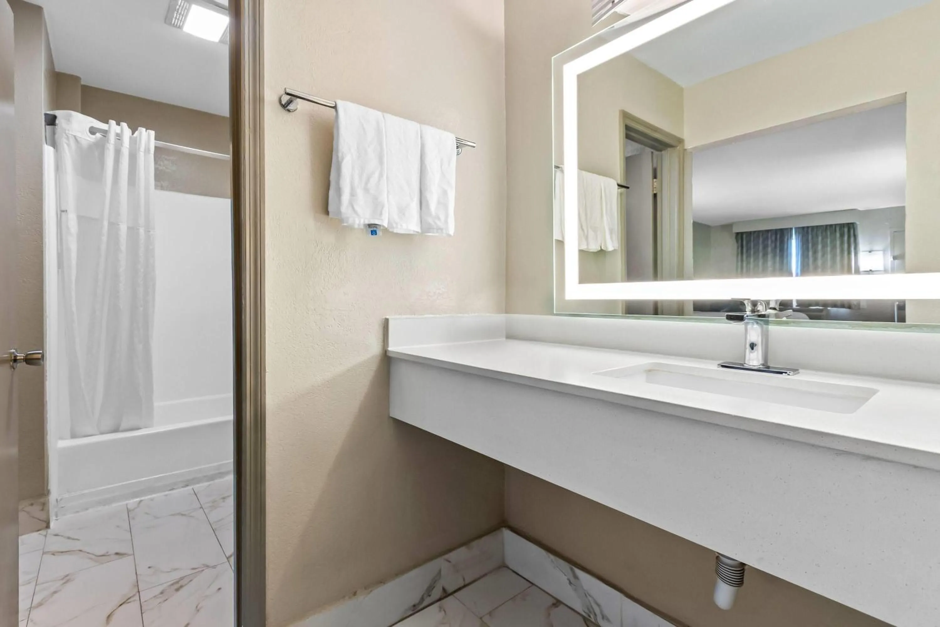 Bathroom in Days Inn by Wyndham Goose Creek