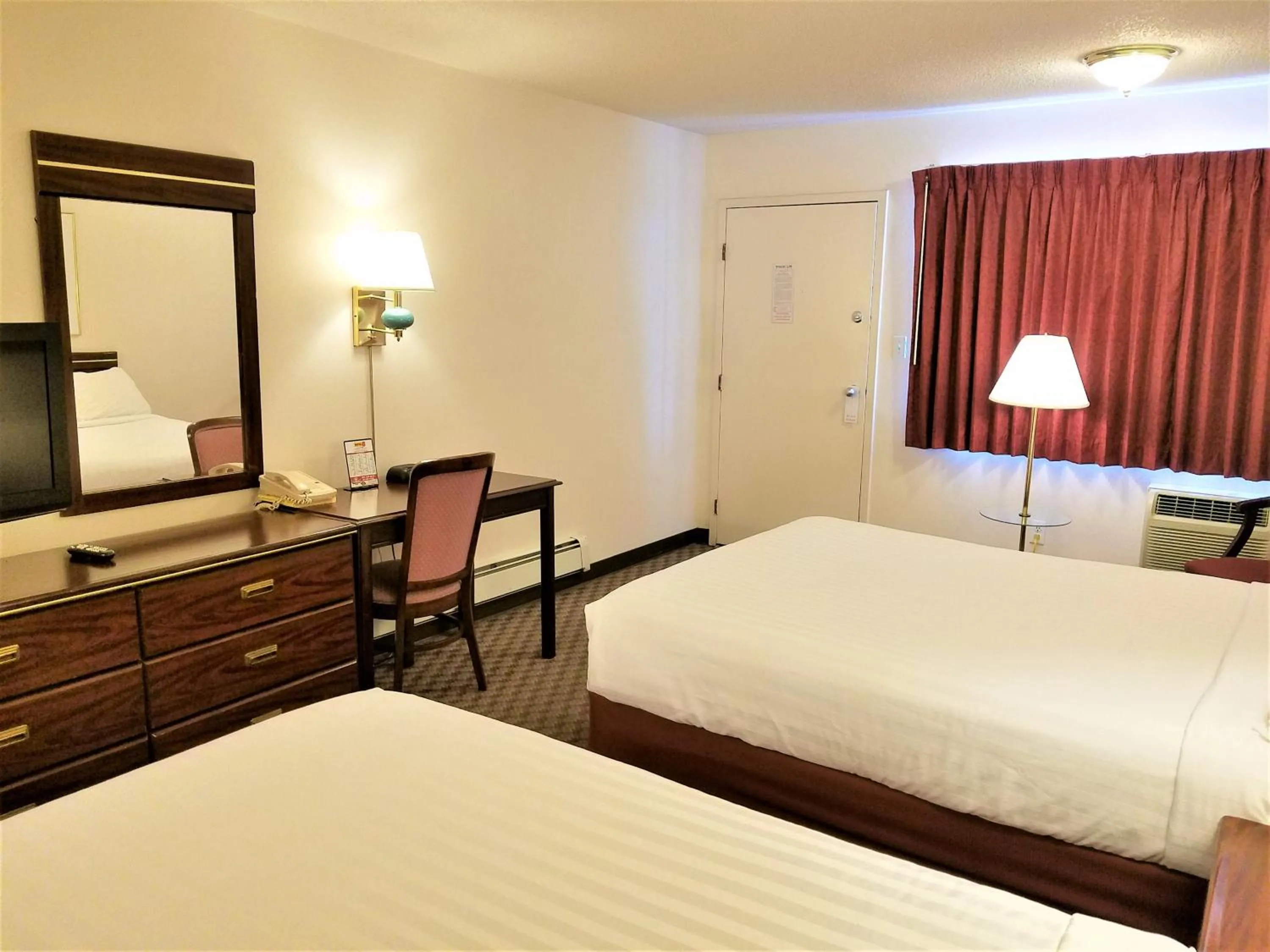 Bed in Motel 8 Laramie