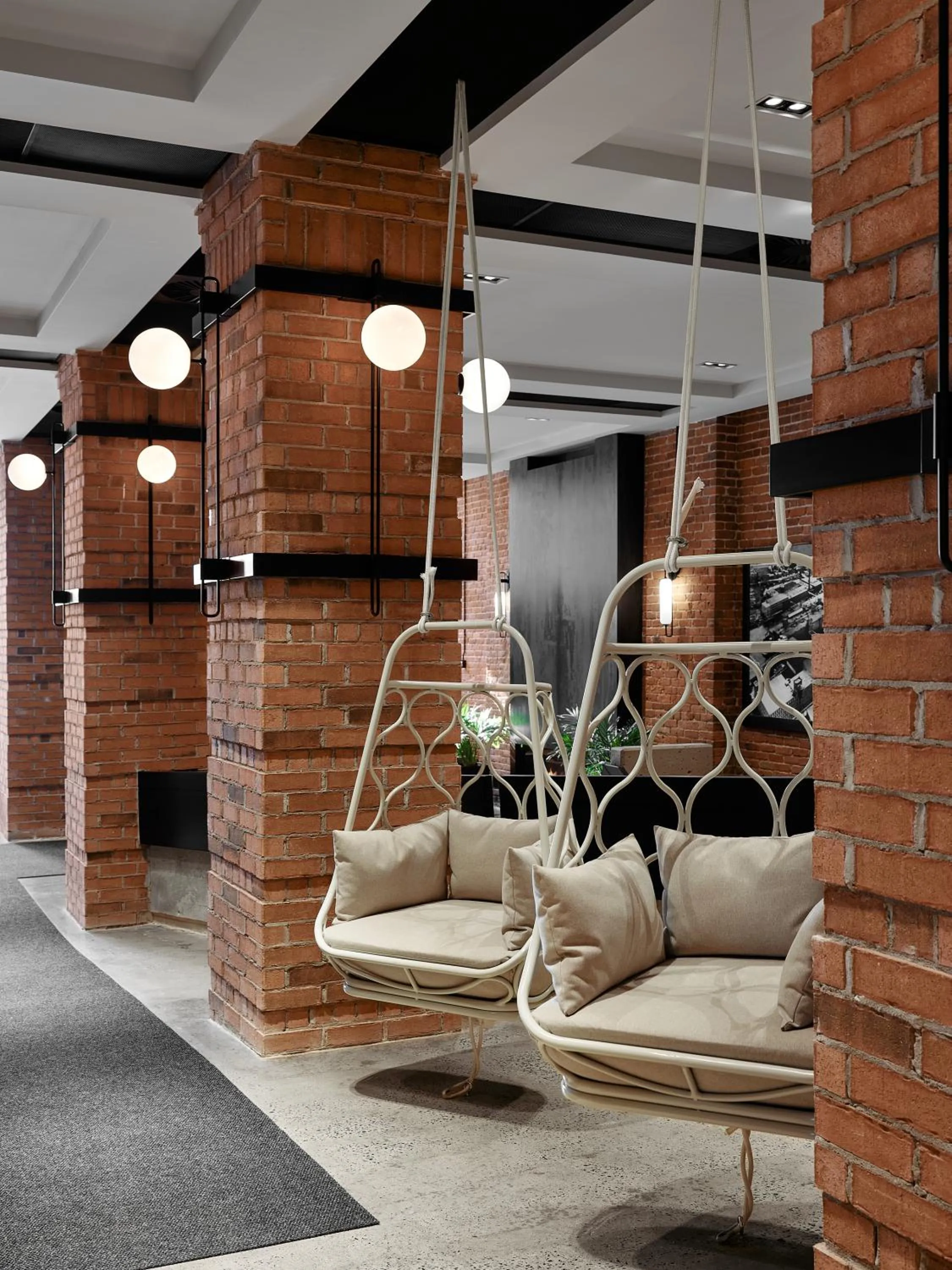 Lobby or reception in Hôtel MOCO Valleyfield