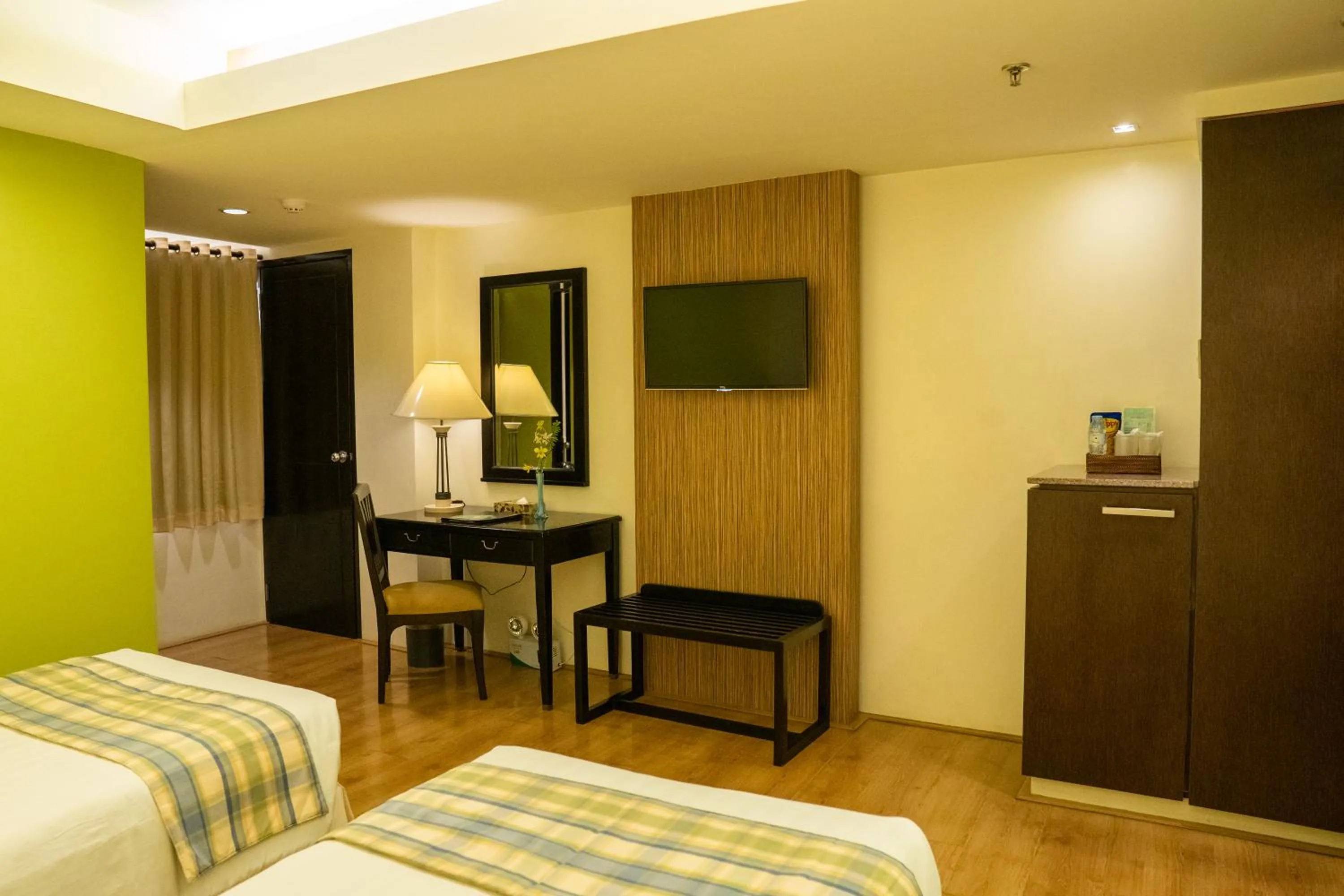 Bedroom, Bed in Hotel Fleuris