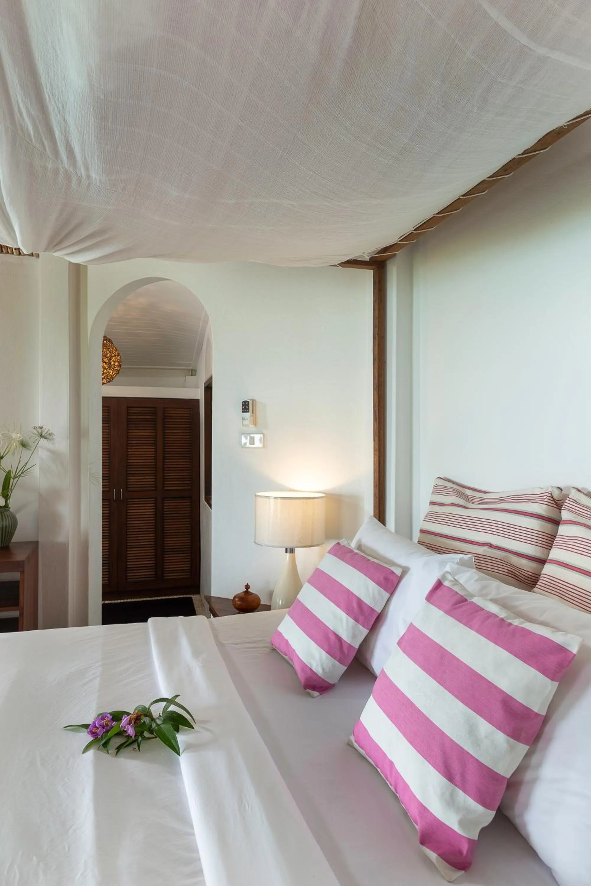 Bed in The Jungle Club - SHA Extra Plus