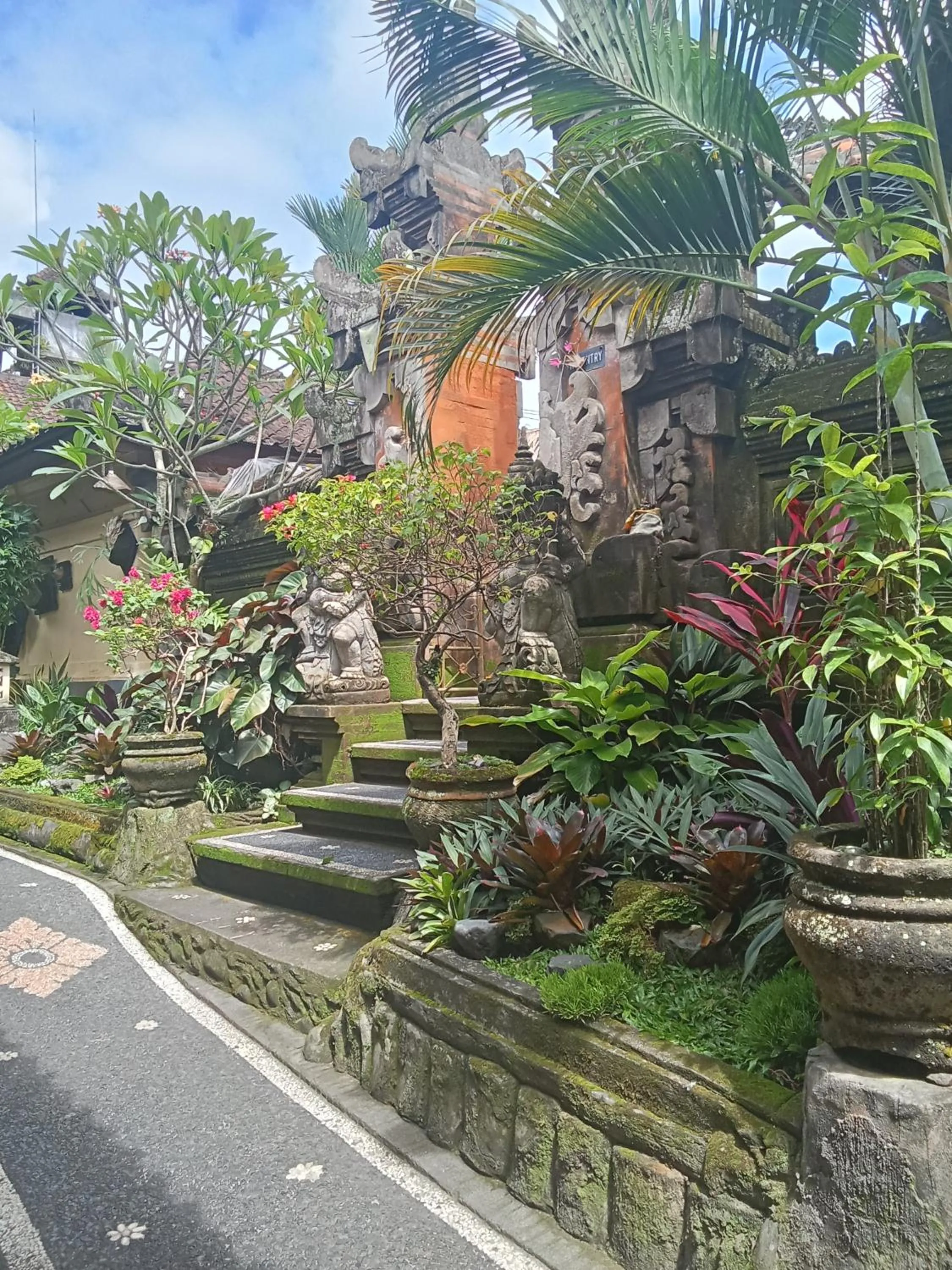 Dewi Antara Homestay