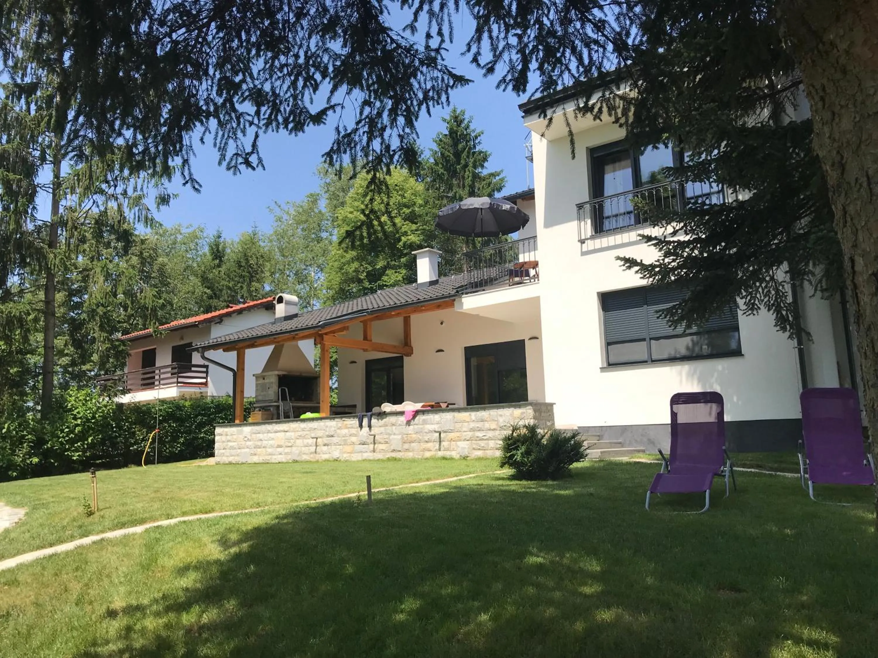Property building in Pampas apartments Mrežnica