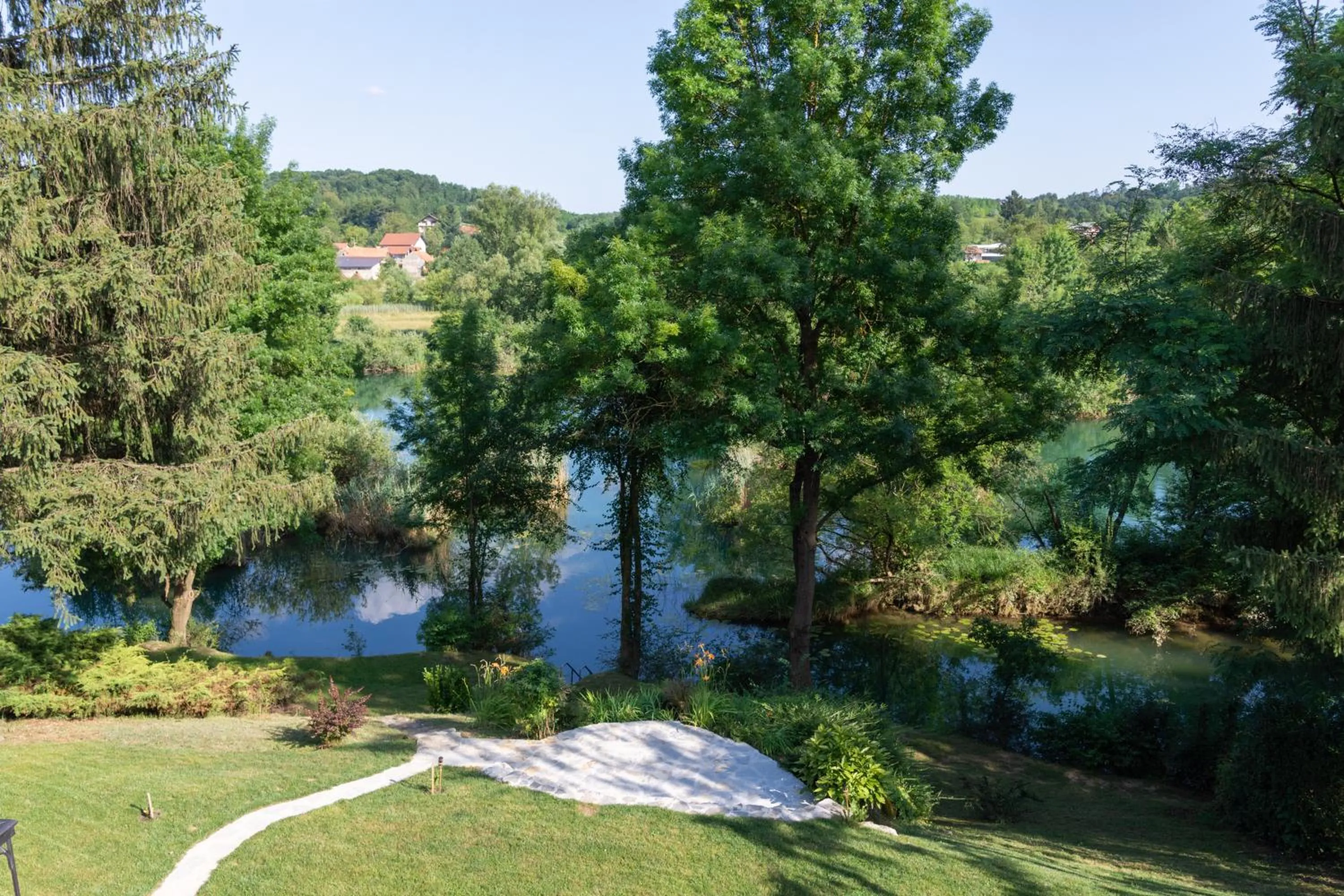 Natural landscape in Pampas apartments Mrežnica