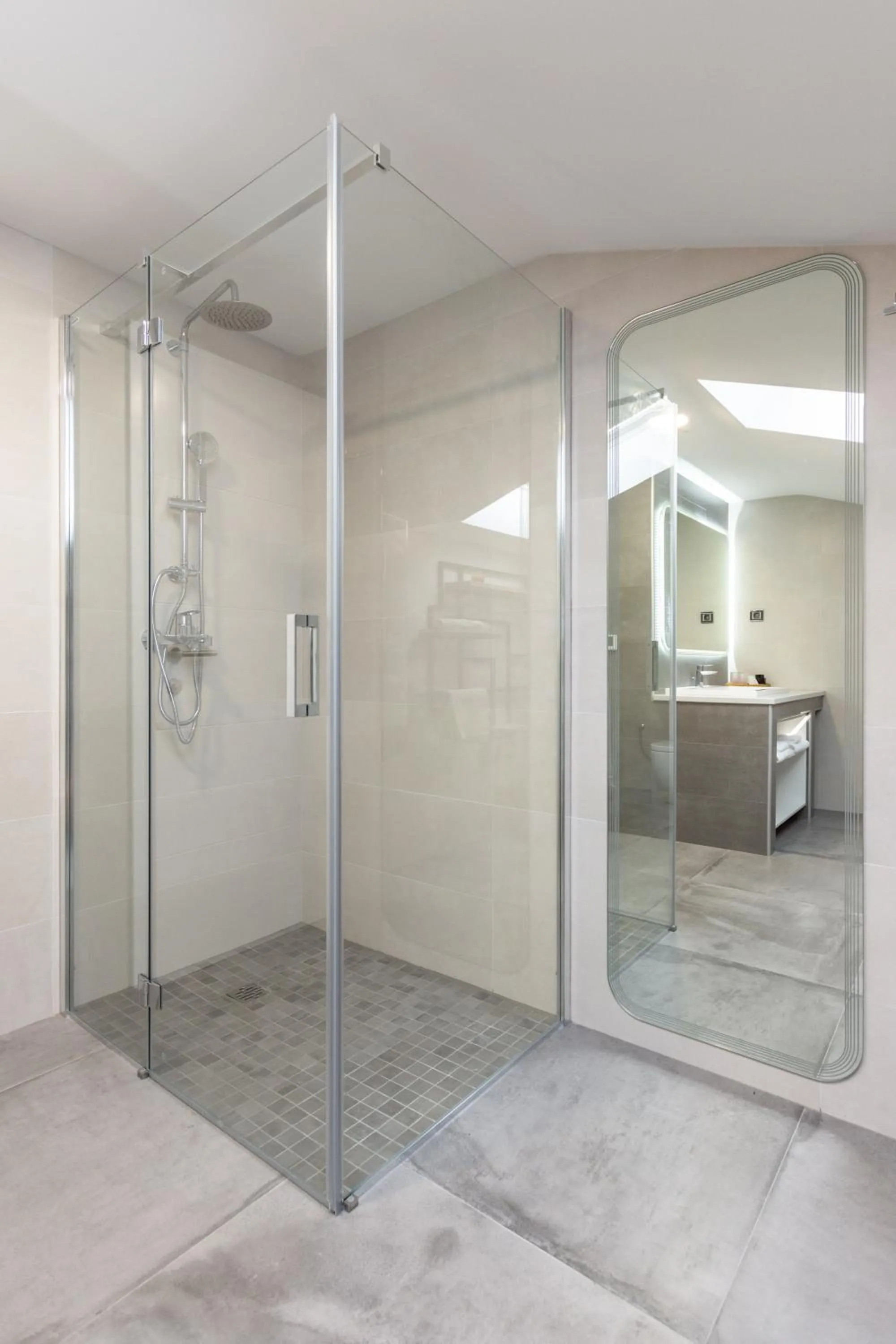 Shower in Pampas apartments Mrežnica
