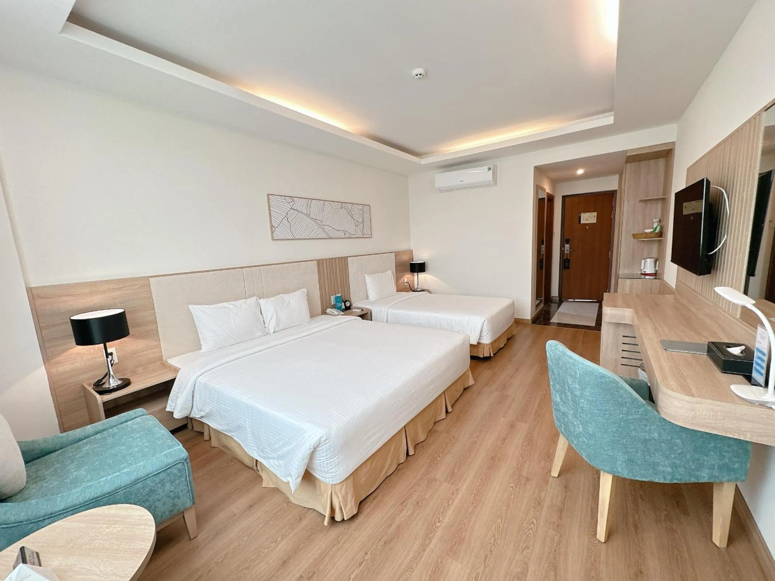 Bed in Muong Thanh Holiday Vung Tau Hotel