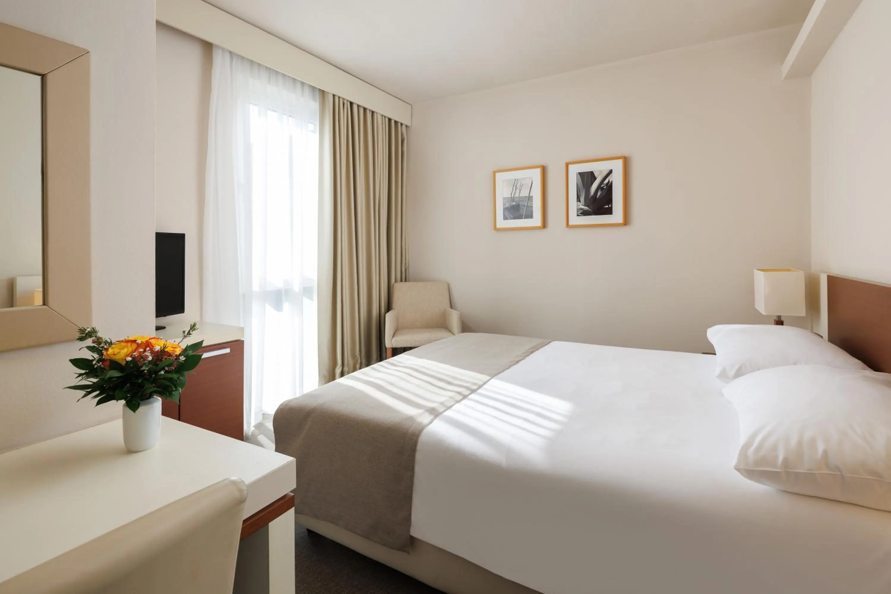 Bedroom, Bed in Hotel Albatros Plava Laguna