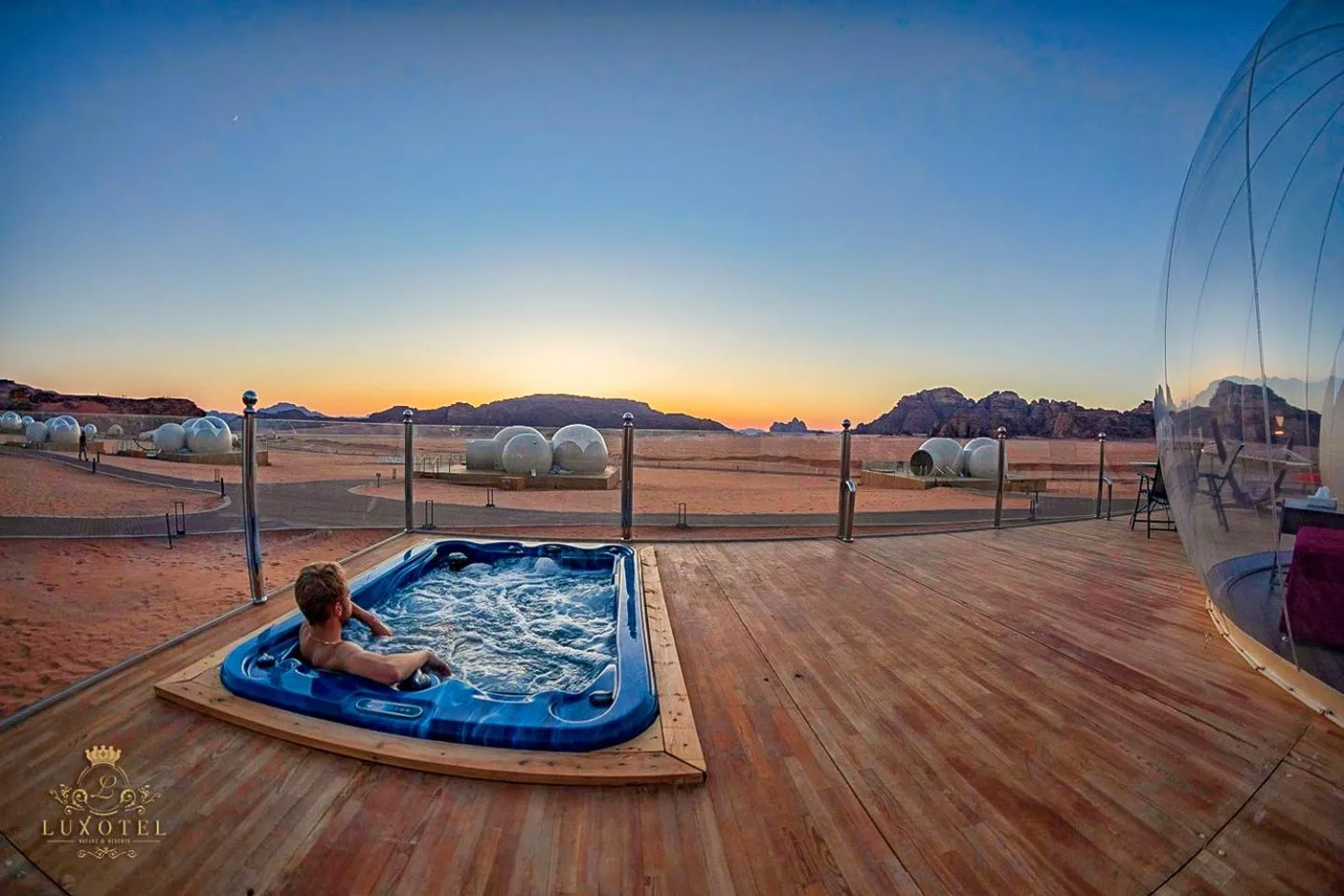 Sunset in Wadi Rum Bubble Luxotel