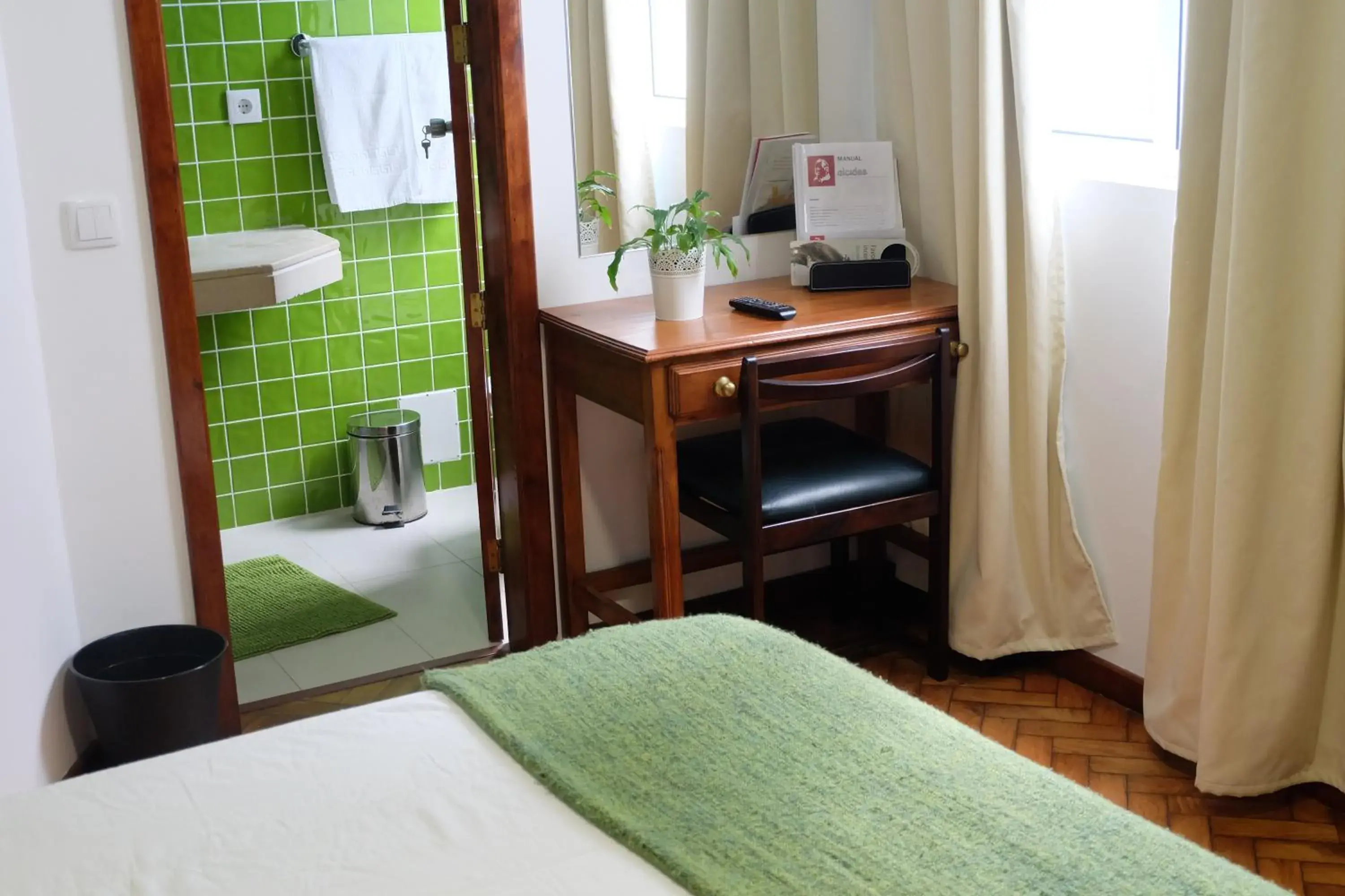 Single Room in Hotel Alcides Single Room in Hotel Alcides