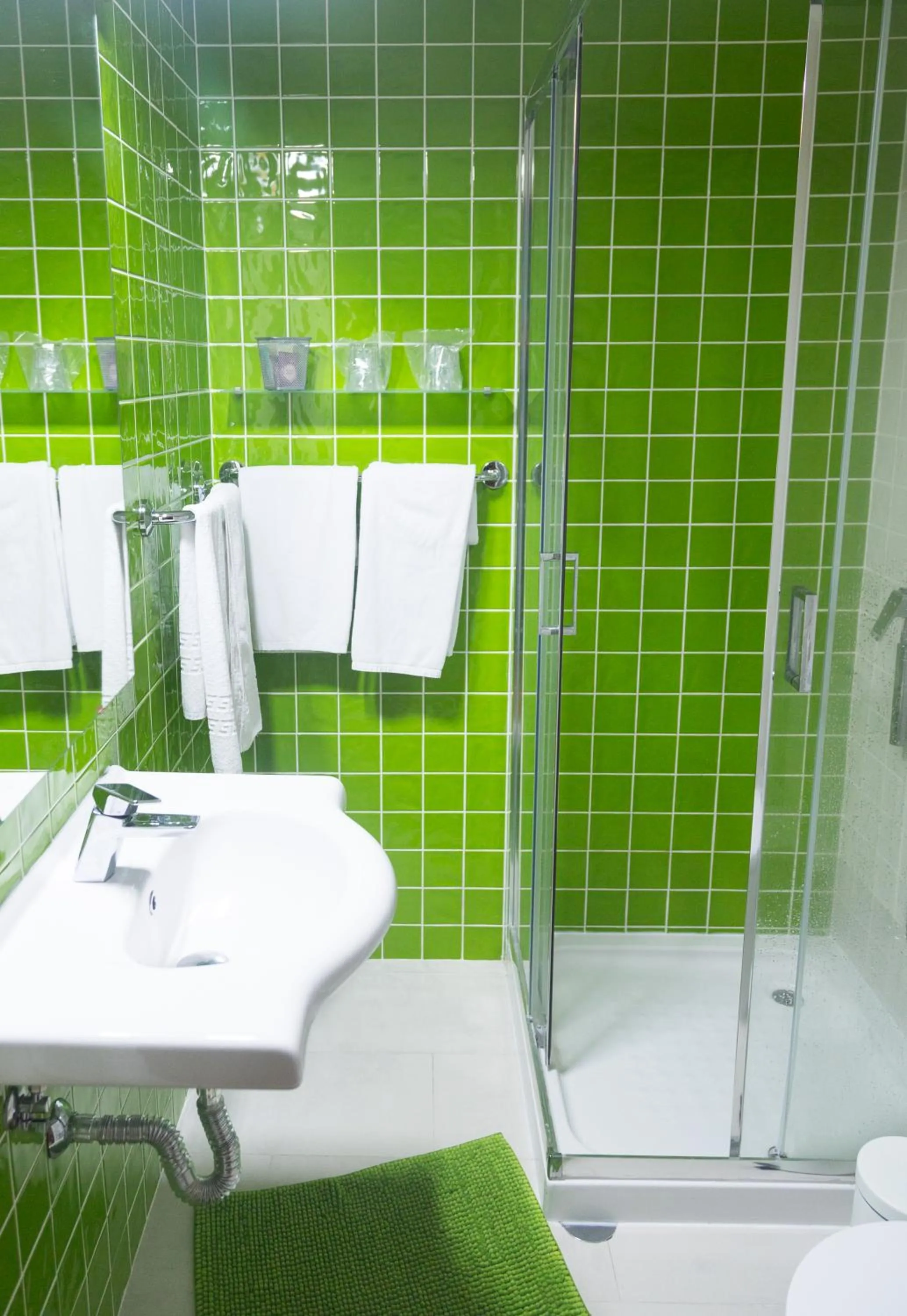 Bathroom in Hotel Alcides