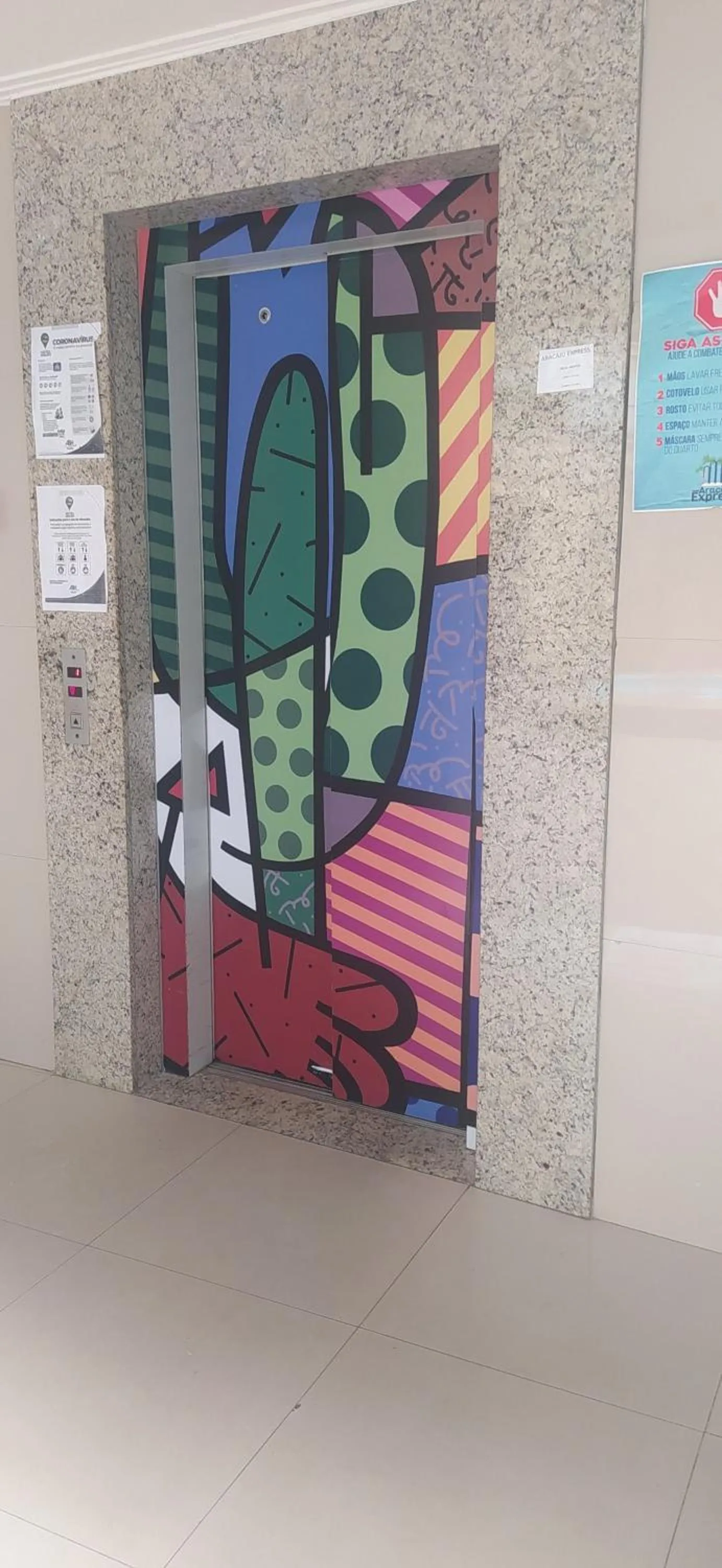 elevator in Hotel Aracaju Express