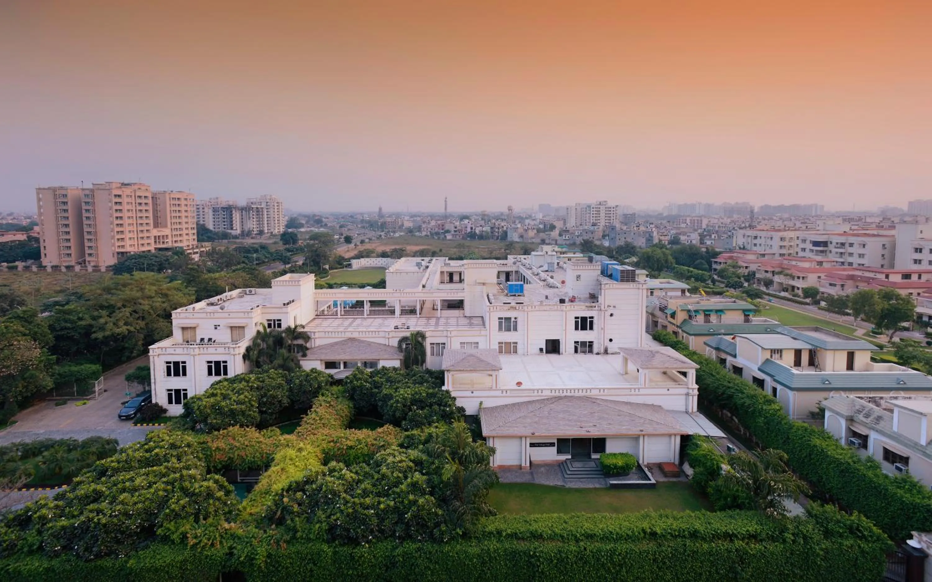 Facade/entrance in TreeHouse Hotel Club & Spa