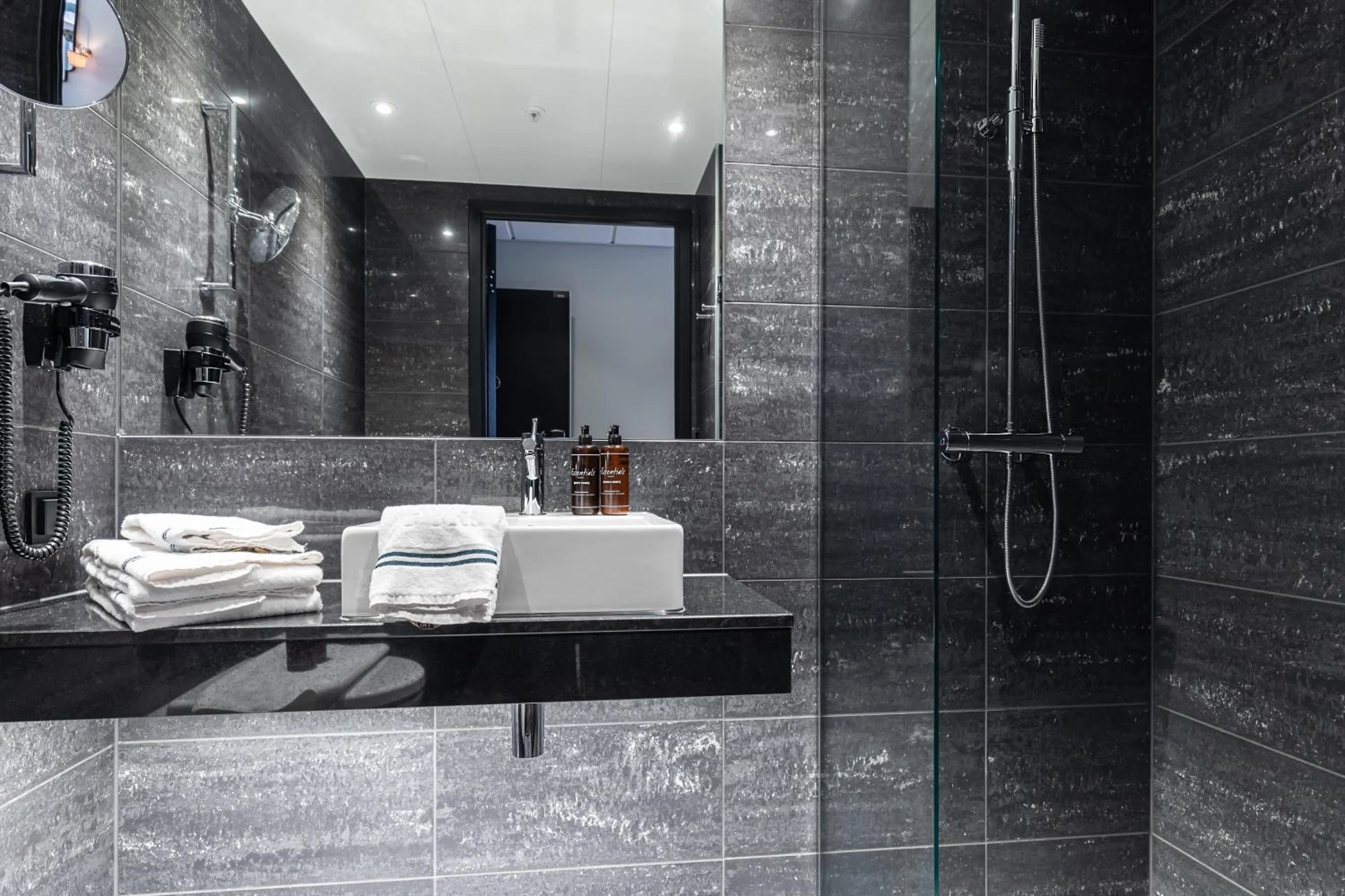 Bathroom in Fýri Resort