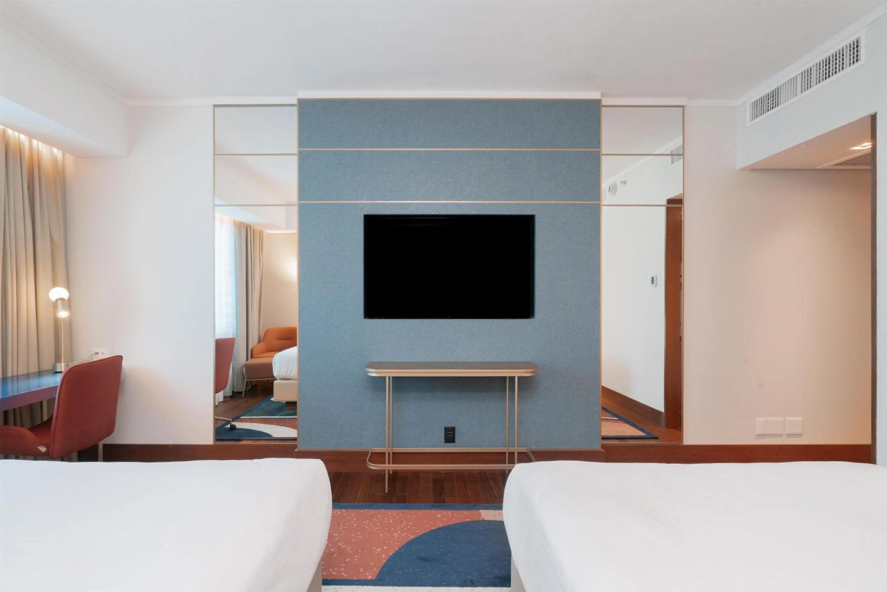 Bedroom, Bed in Hilton Porto Alegre, Brazil