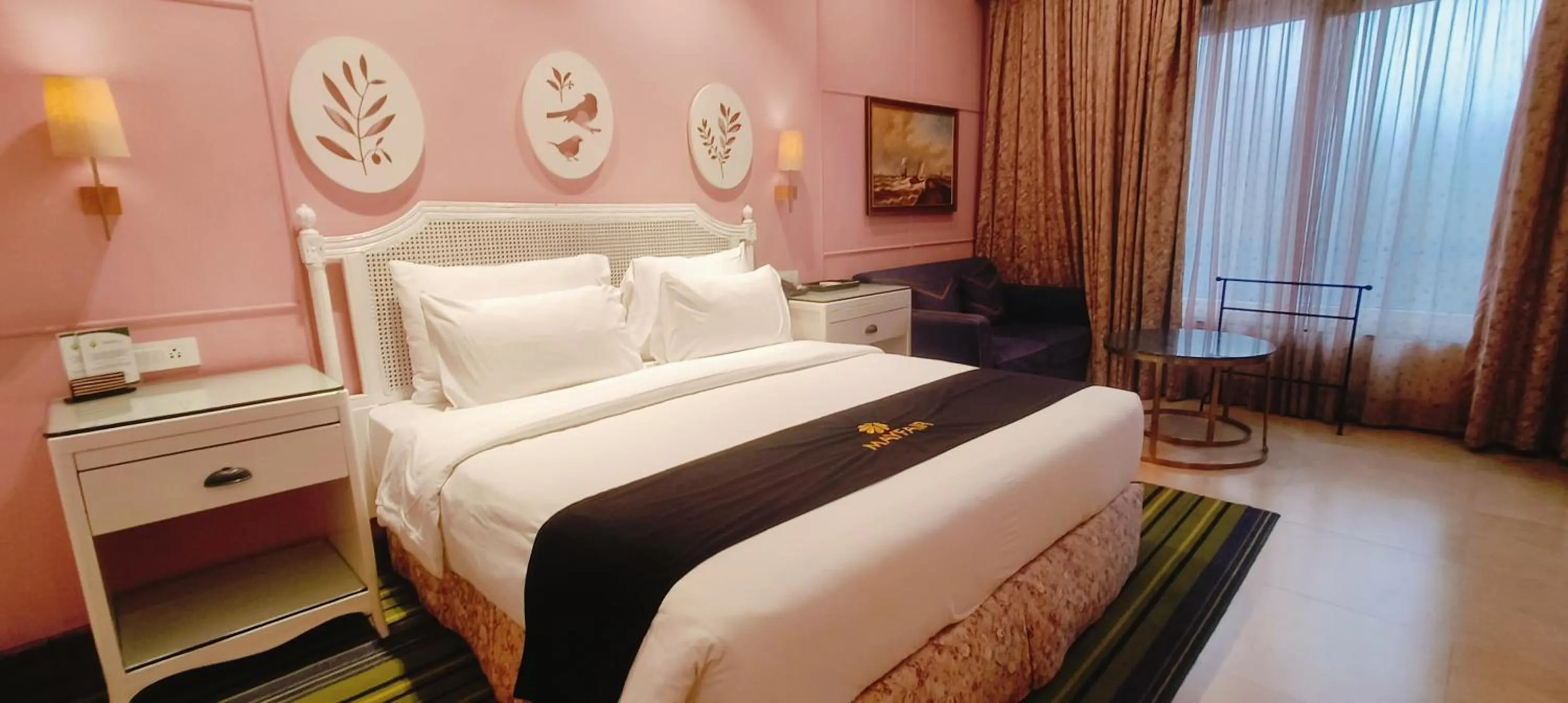 Bedroom, Bed in Mayfair Palm Beach Resort